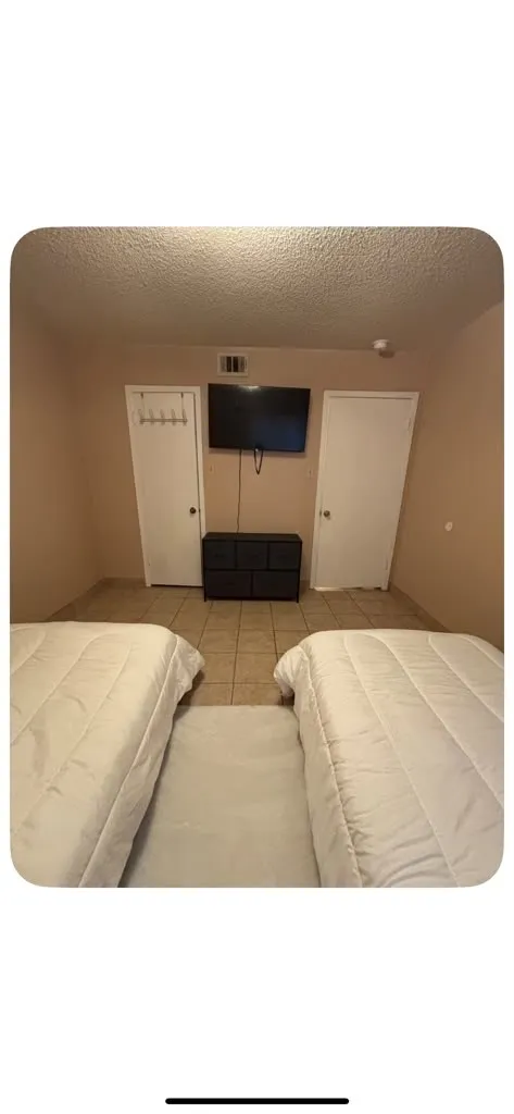 Condominium For Rent in Dallas County , 5615 Harvest Hill Road 2015, Dallas, Texas 75230, 2 Bedrooms, 2 Bathrooms, Garage spaces, 905 Sqft, built in 1970, Price $1,800, mls#21293005, Real Estate Agent in Dallas, Homes For Rent in Dallas county, Homes For Rent in Dallas, Realtor in Dallas Texas, Real Estate Brokerage Independent Realty Texas, Luminita Cordes Realtor