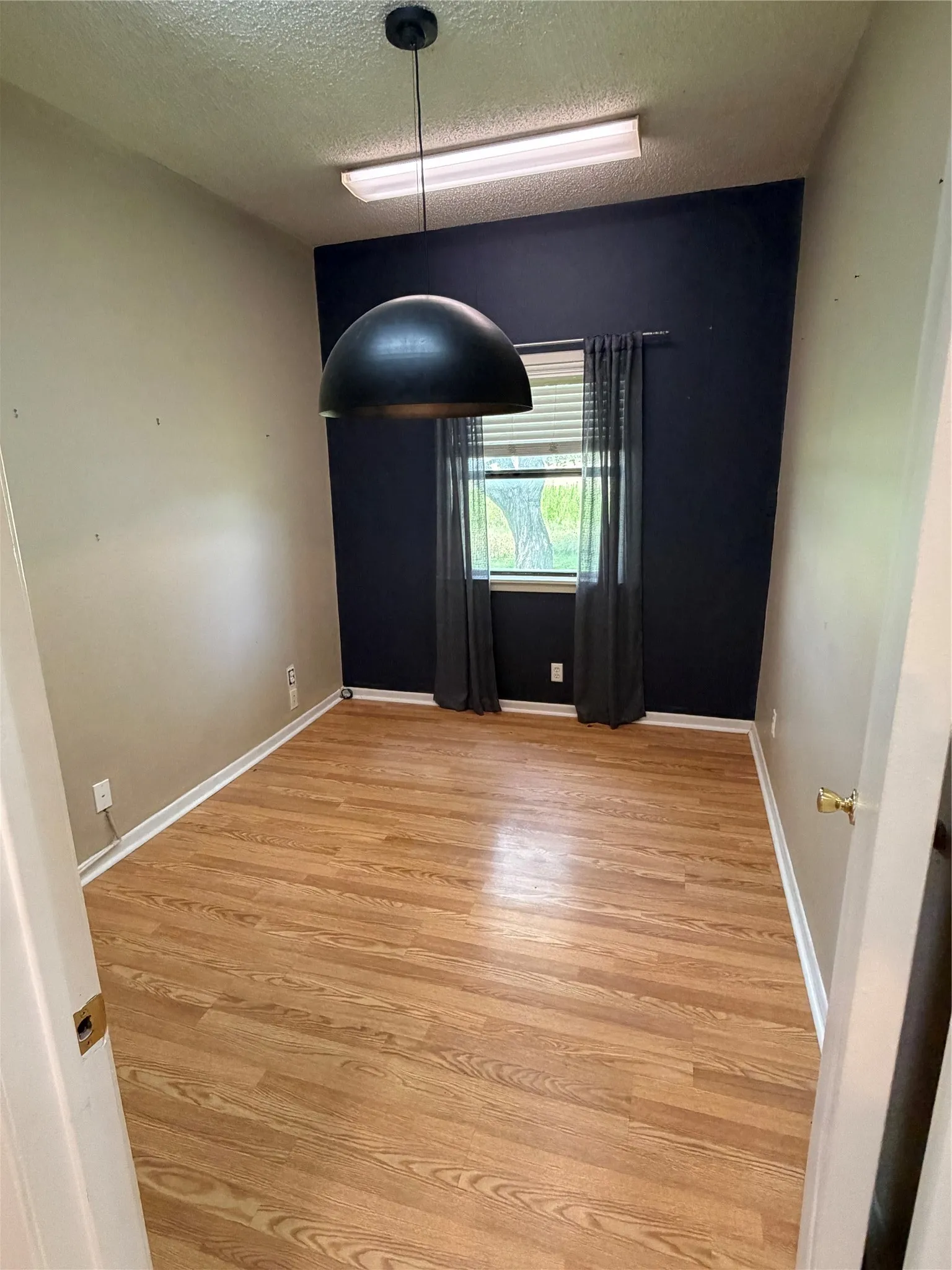 Office For Sale in Comanche County , 1503 E Central Avenue, Comanche, Texas 76442, 0, 0, Garage spaces, 0 Sqft, built in 1967, mls#21293024, Real Estate Agent in Comanche, Homes For Sale in Comanche county, Homes For Sale in Comanche, Realtor in Comanche Texas, Real Estate Brokerage Independent Realty Texas, Luminita Cordes Realtor