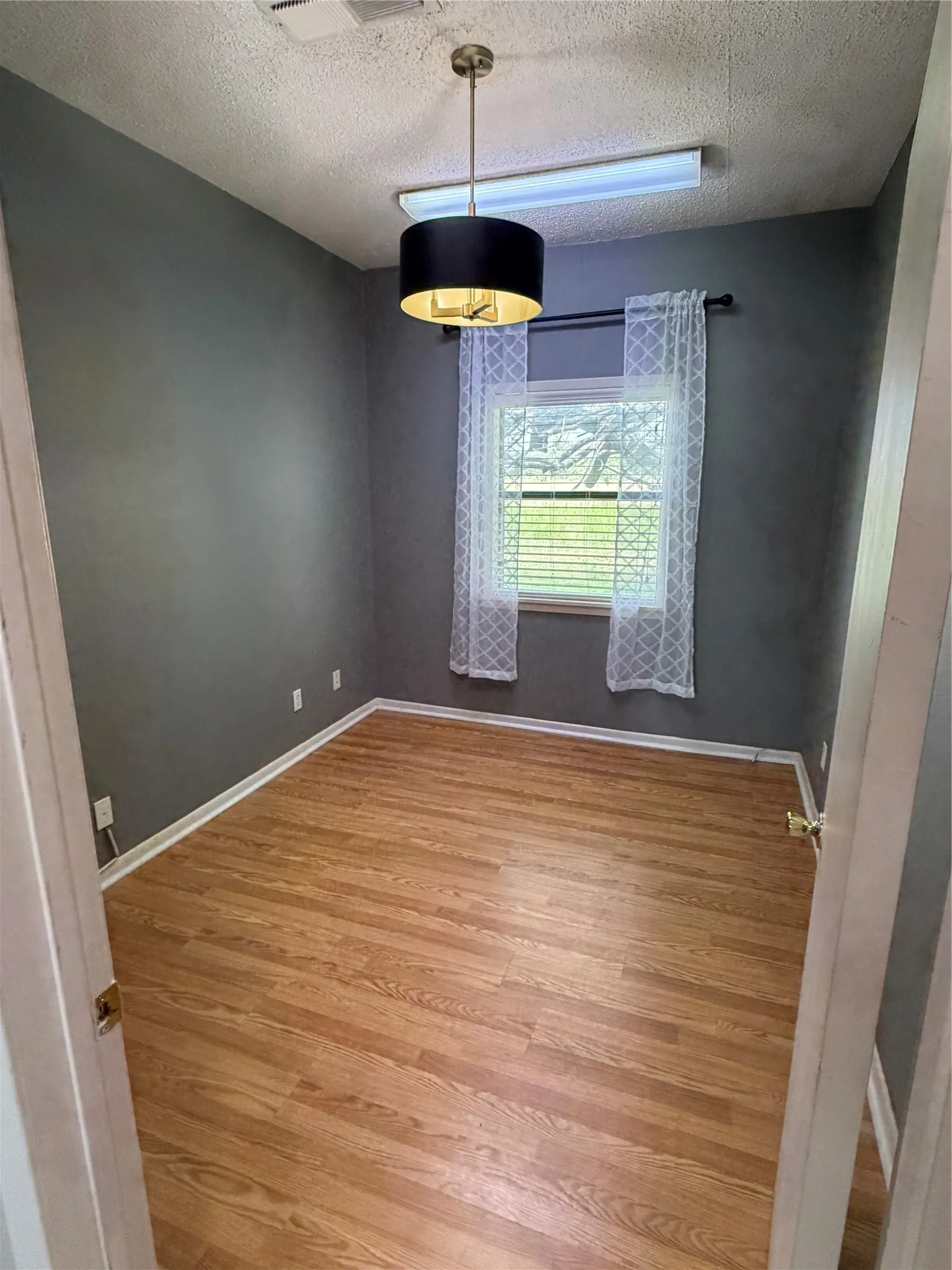 Office For Sale in Comanche County , 1503 E Central Avenue, Comanche, Texas 76442, 0, 0, Garage spaces, 0 Sqft, built in 1967, mls#21293024, Real Estate Agent in Comanche, Homes For Sale in Comanche county, Homes For Sale in Comanche, Realtor in Comanche Texas, Real Estate Brokerage Independent Realty Texas, Luminita Cordes Realtor