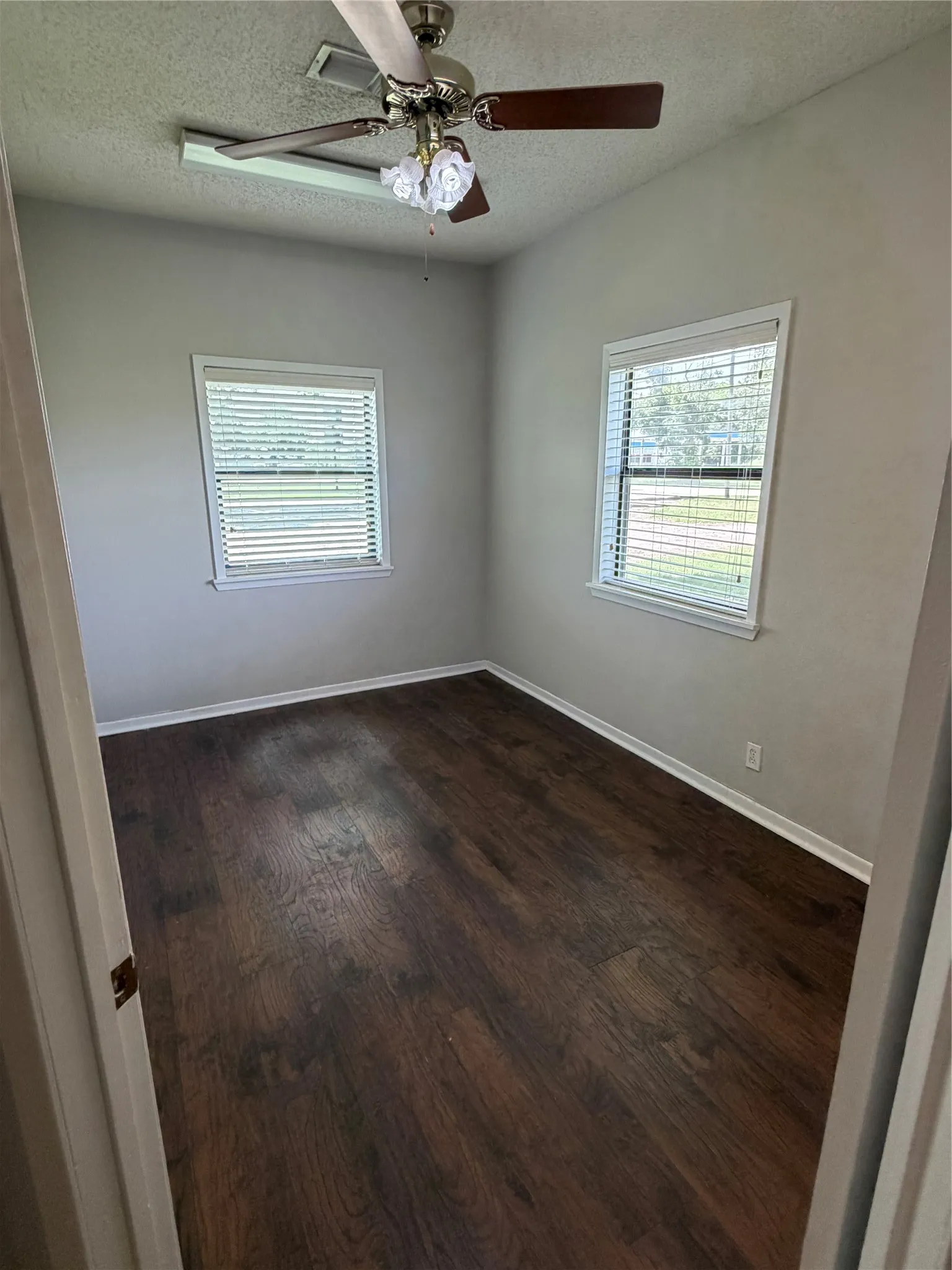 Office For Sale in Comanche County , 1503 E Central Avenue, Comanche, Texas 76442, 0, 0, Garage spaces, 0 Sqft, built in 1967, mls#21293024, Real Estate Agent in Comanche, Homes For Sale in Comanche county, Homes For Sale in Comanche, Realtor in Comanche Texas, Real Estate Brokerage Independent Realty Texas, Luminita Cordes Realtor