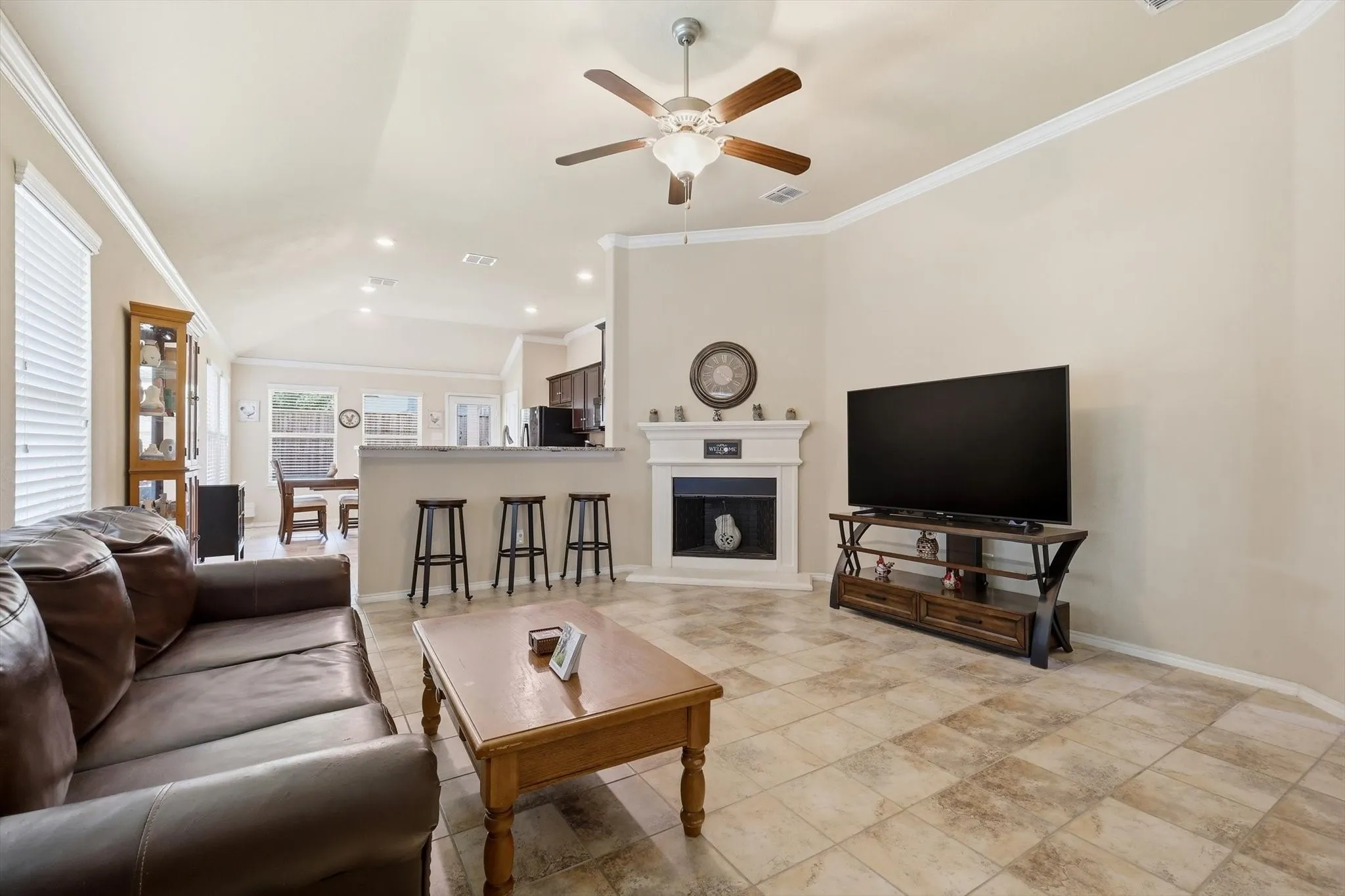 Single Family Residence For Sale in Denton County , 5104 Texana Drive, Frisco, Texas 75036, 3 Bedroom, 2 Bathroom, 2 Garage spaces, 1,706 Sqft, built in 2016, mls#21287355, Real Estate Agent in Frisco, Homes For Sale in Denton county, Homes For Sale in Frisco, Realtor in Frisco Texas, Real Estate Brokerage Independent Realty Texas, Luminita Cordes Realtor