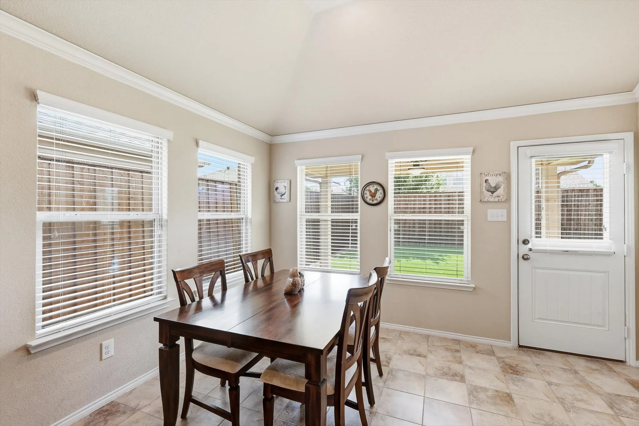 Single Family Residence For Sale in Denton County , 5104 Texana Drive, Frisco, Texas 75036, 3 Bedroom, 2 Bathroom, 2 Garage spaces, 1,706 Sqft, built in 2016, mls#21287355, Real Estate Agent in Frisco, Homes For Sale in Denton county, Homes For Sale in Frisco, Realtor in Frisco Texas, Real Estate Brokerage Independent Realty Texas, Luminita Cordes Realtor