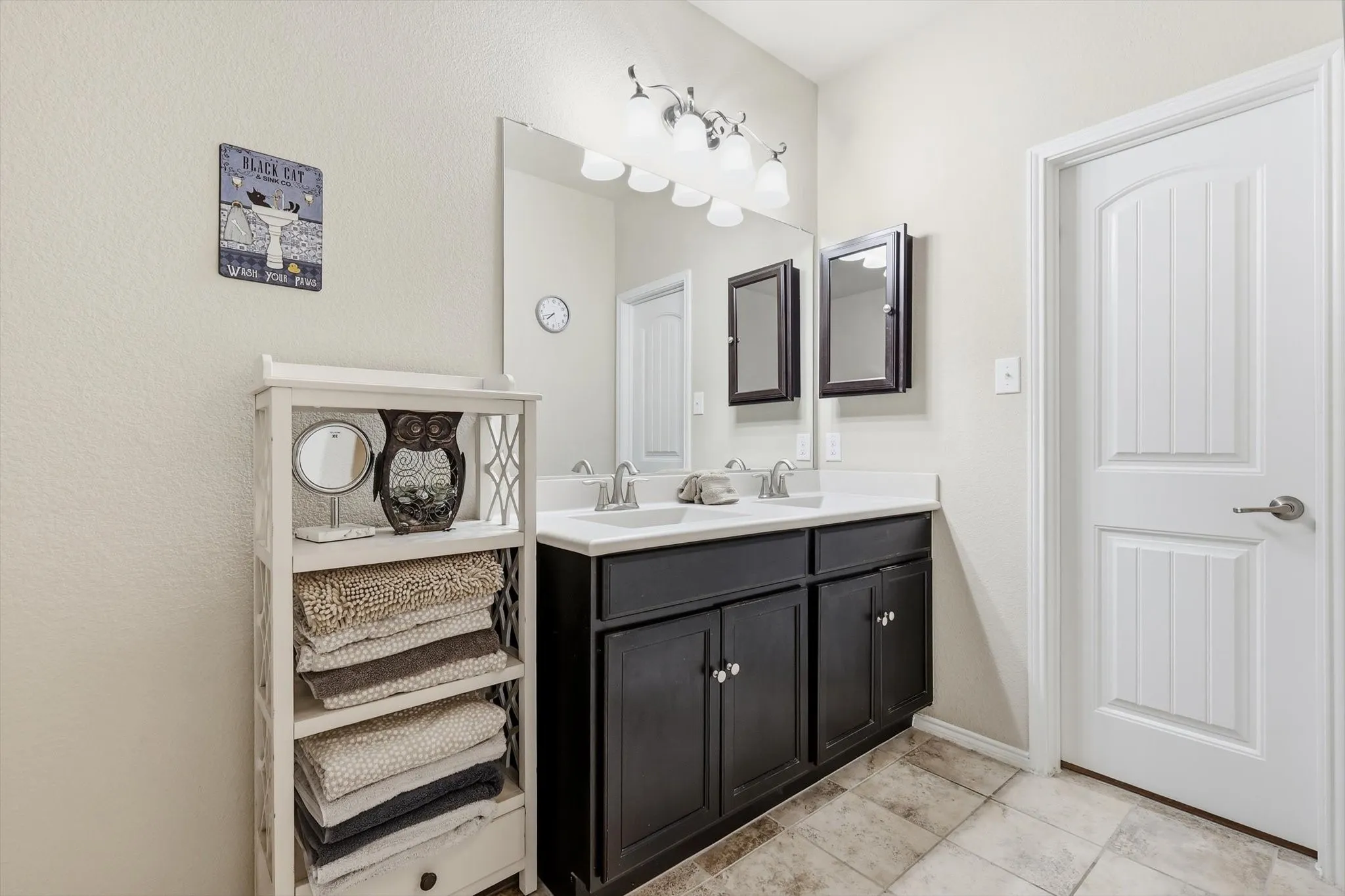 Single Family Residence For Sale in Denton County , 5104 Texana Drive, Frisco, Texas 75036, 3 Bedroom, 2 Bathroom, 2 Garage spaces, 1,706 Sqft, built in 2016, mls#21287355, Real Estate Agent in Frisco, Homes For Sale in Denton county, Homes For Sale in Frisco, Realtor in Frisco Texas, Real Estate Brokerage Independent Realty Texas, Luminita Cordes Realtor