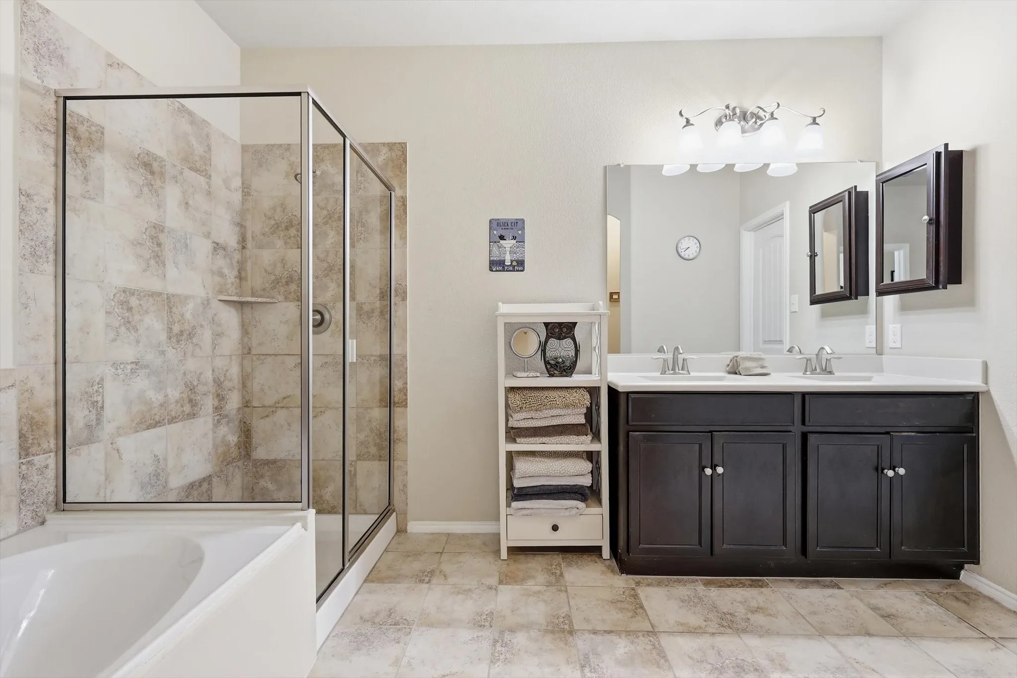 Single Family Residence For Sale in Denton County , 5104 Texana Drive, Frisco, Texas 75036, 3 Bedroom, 2 Bathroom, 2 Garage spaces, 1,706 Sqft, built in 2016, mls#21287355, Real Estate Agent in Frisco, Homes For Sale in Denton county, Homes For Sale in Frisco, Realtor in Frisco Texas, Real Estate Brokerage Independent Realty Texas, Luminita Cordes Realtor