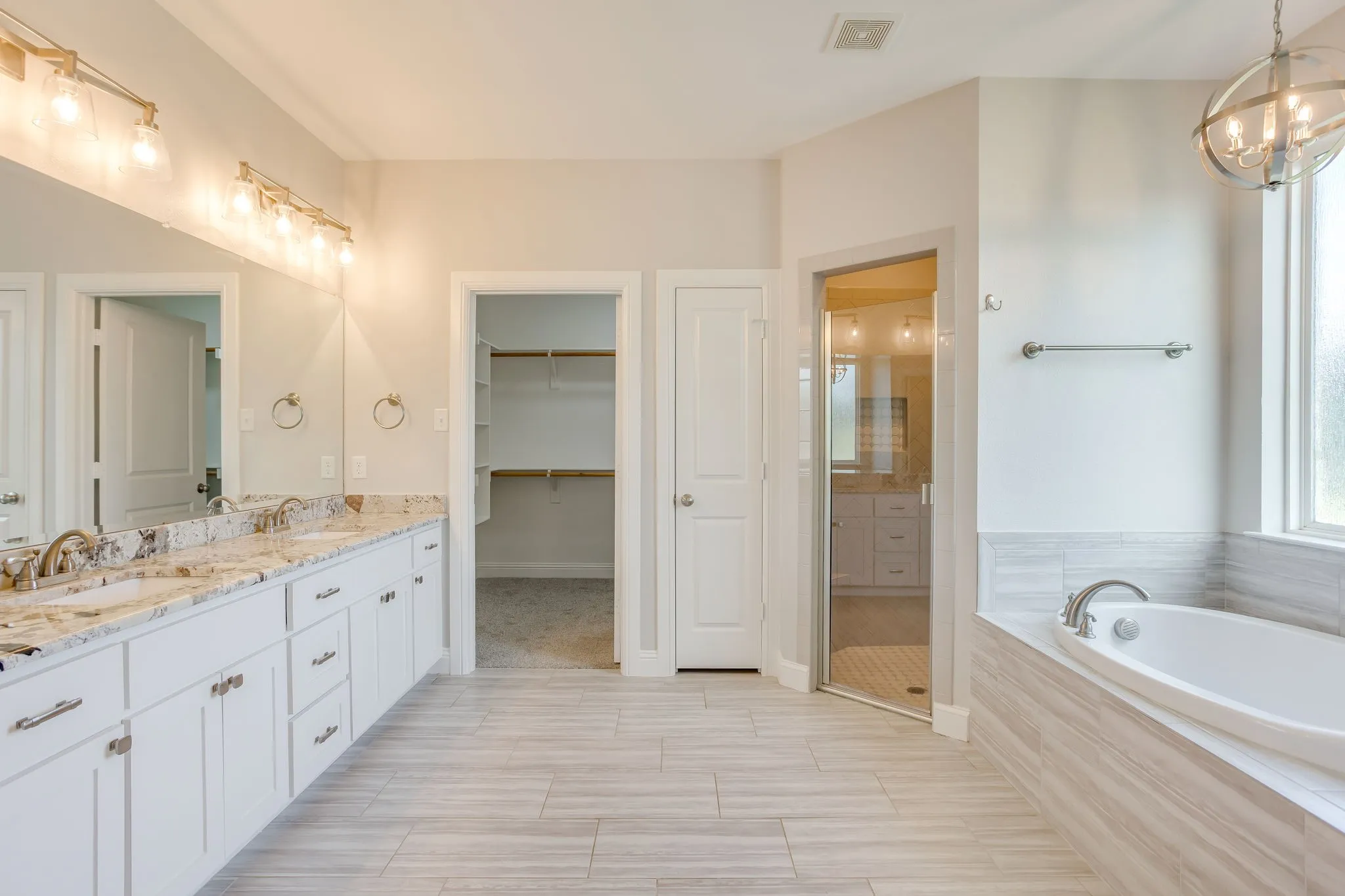 Single Family Residence For Sale in Parker County , 120 War Wagon Circle, Millsap, Texas 76066, 4 Bedroom, 3 Bathroom, 2 Garage spaces, 2,654 Sqft, built in 2018, mls#21292977, Real Estate Agent in Millsap, Homes For Sale in Parker county, Homes For Sale in Millsap, Realtor in Millsap Texas, Real Estate Brokerage Independent Realty Texas, Luminita Cordes Realtor