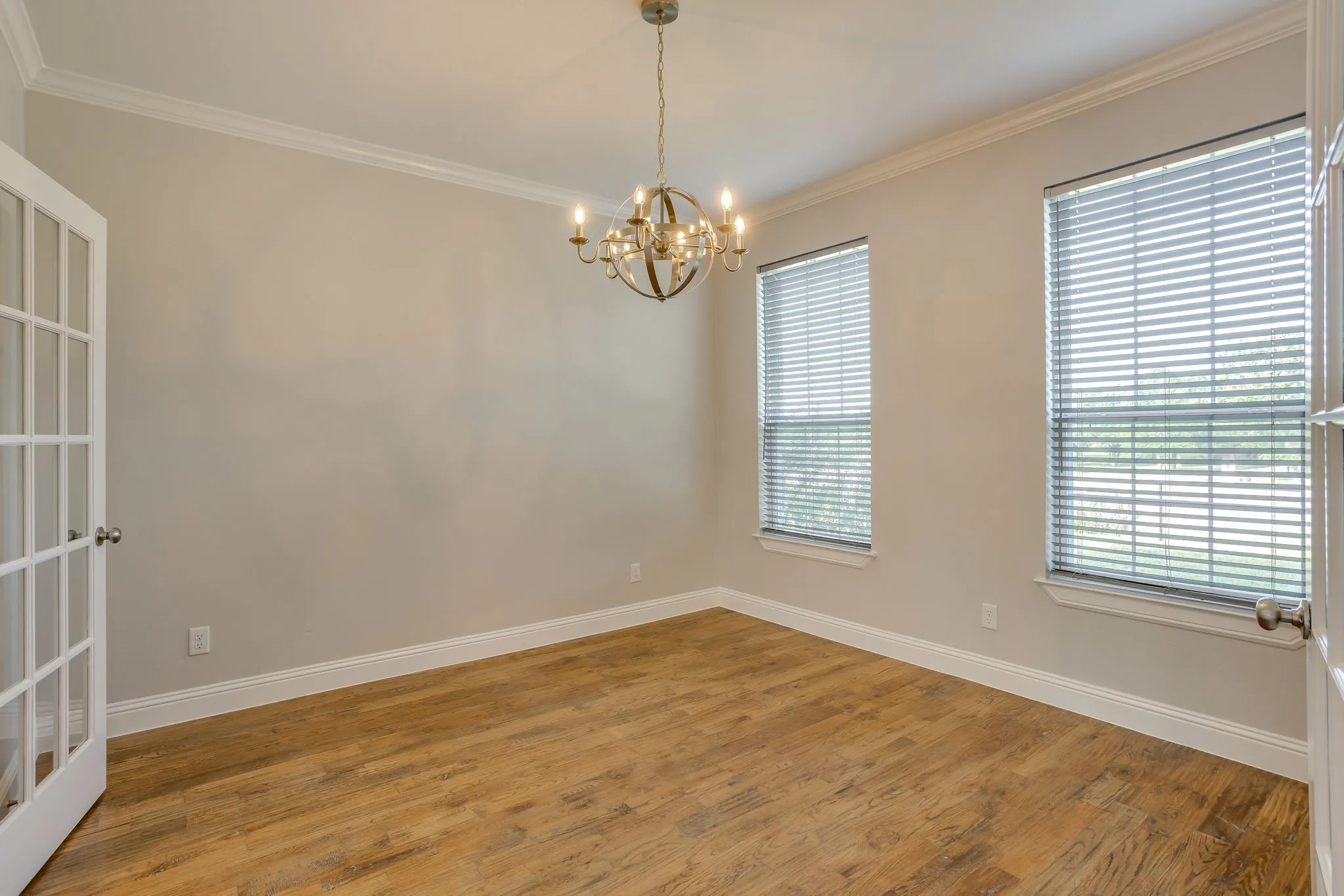 Single Family Residence For Sale in Parker County , 120 War Wagon Circle, Millsap, Texas 76066, 4 Bedroom, 3 Bathroom, 2 Garage spaces, 2,654 Sqft, built in 2018, mls#21292977, Real Estate Agent in Millsap, Homes For Sale in Parker county, Homes For Sale in Millsap, Realtor in Millsap Texas, Real Estate Brokerage Independent Realty Texas, Luminita Cordes Realtor