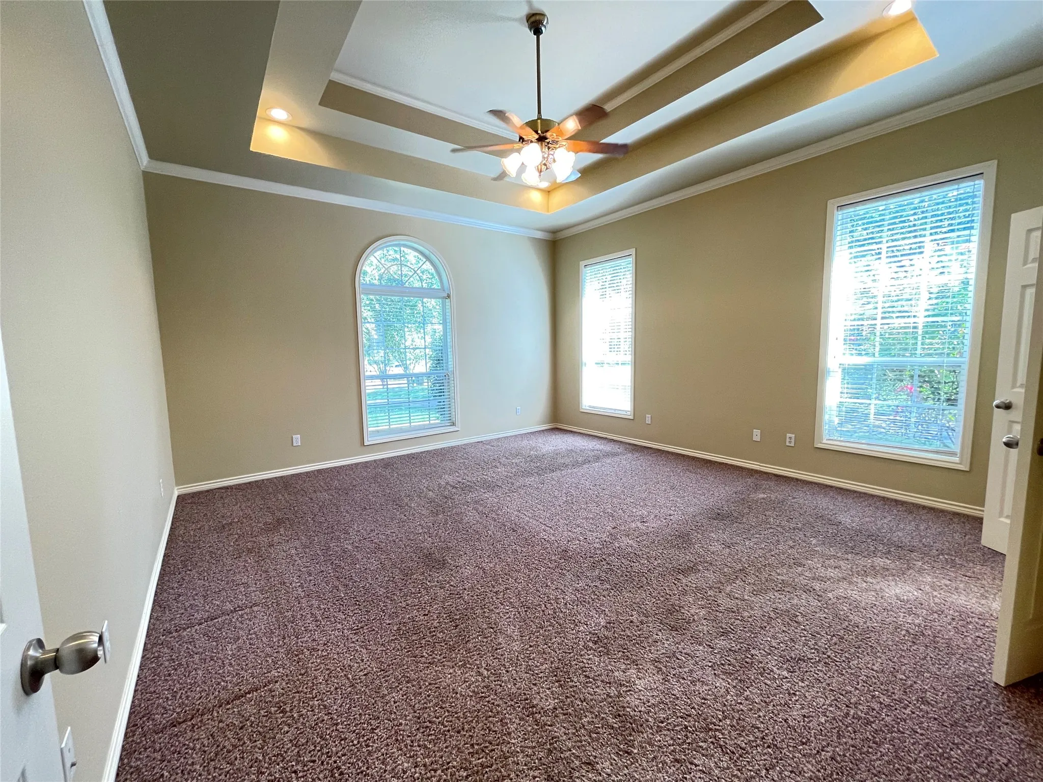 Single Family Residence For Sale in Smith County , 107 Spring Valley Run, Bullard, Texas 75757, 3 Bedroom, 4 Bathroom, 3 Garage spaces, 2,831 Sqft, built in 2004, mls#21289836, Real Estate Agent in Bullard, Homes For Sale in Smith county, Homes For Sale in Bullard, Realtor in Bullard Texas, Real Estate Brokerage Independent Realty Texas, Luminita Cordes Realtor