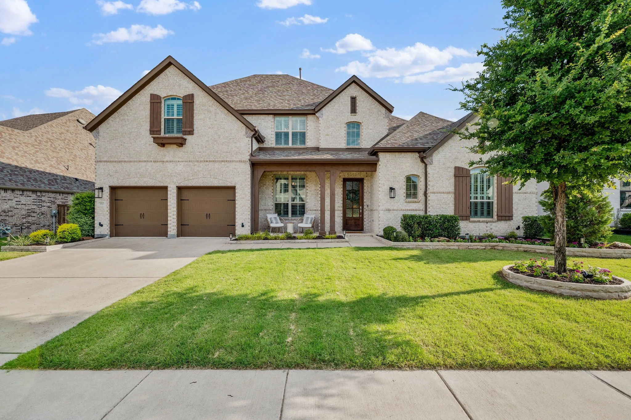 Single Family Residence For Sale in Collin County , 8513 Autumn Lake Trail, Mc Kinney, Texas 75071, 4 Bedroom, 6 Bathroom, 3 Garage spaces, 4,132 Sqft, built in 2019, mls#21291897, Real Estate Agent in Mc Kinney, Homes For Sale in Collin county, Homes For Sale in Mc Kinney, Realtor in Mc Kinney Texas, Real Estate Brokerage Independent Realty Texas, Luminita Cordes Realtor