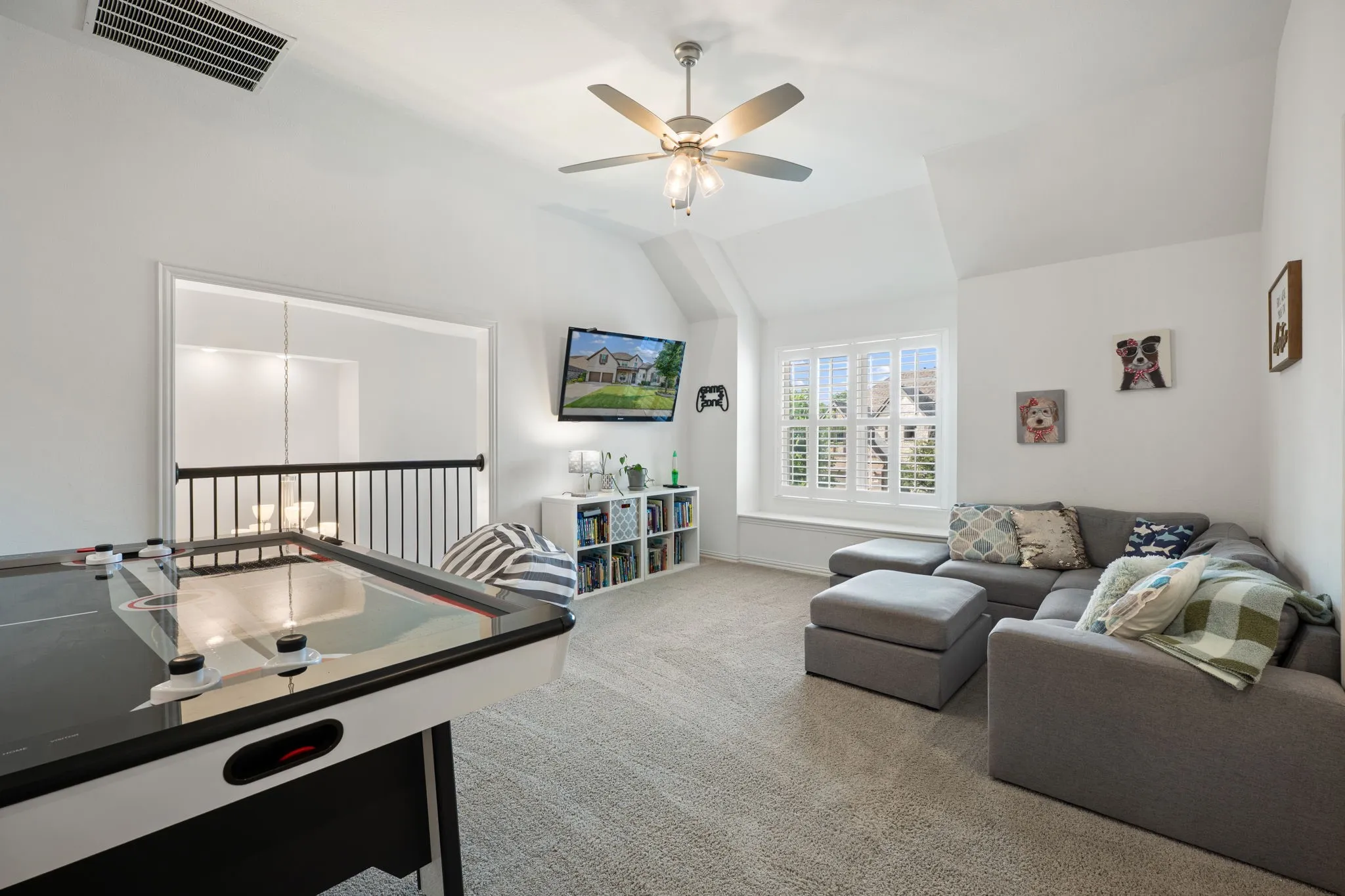 Single Family Residence For Sale in Collin County , 8513 Autumn Lake Trail, Mc Kinney, Texas 75071, 4 Bedroom, 6 Bathroom, 3 Garage spaces, 4,132 Sqft, built in 2019, mls#21291897, Real Estate Agent in Mc Kinney, Homes For Sale in Collin county, Homes For Sale in Mc Kinney, Realtor in Mc Kinney Texas, Real Estate Brokerage Independent Realty Texas, Luminita Cordes Realtor
