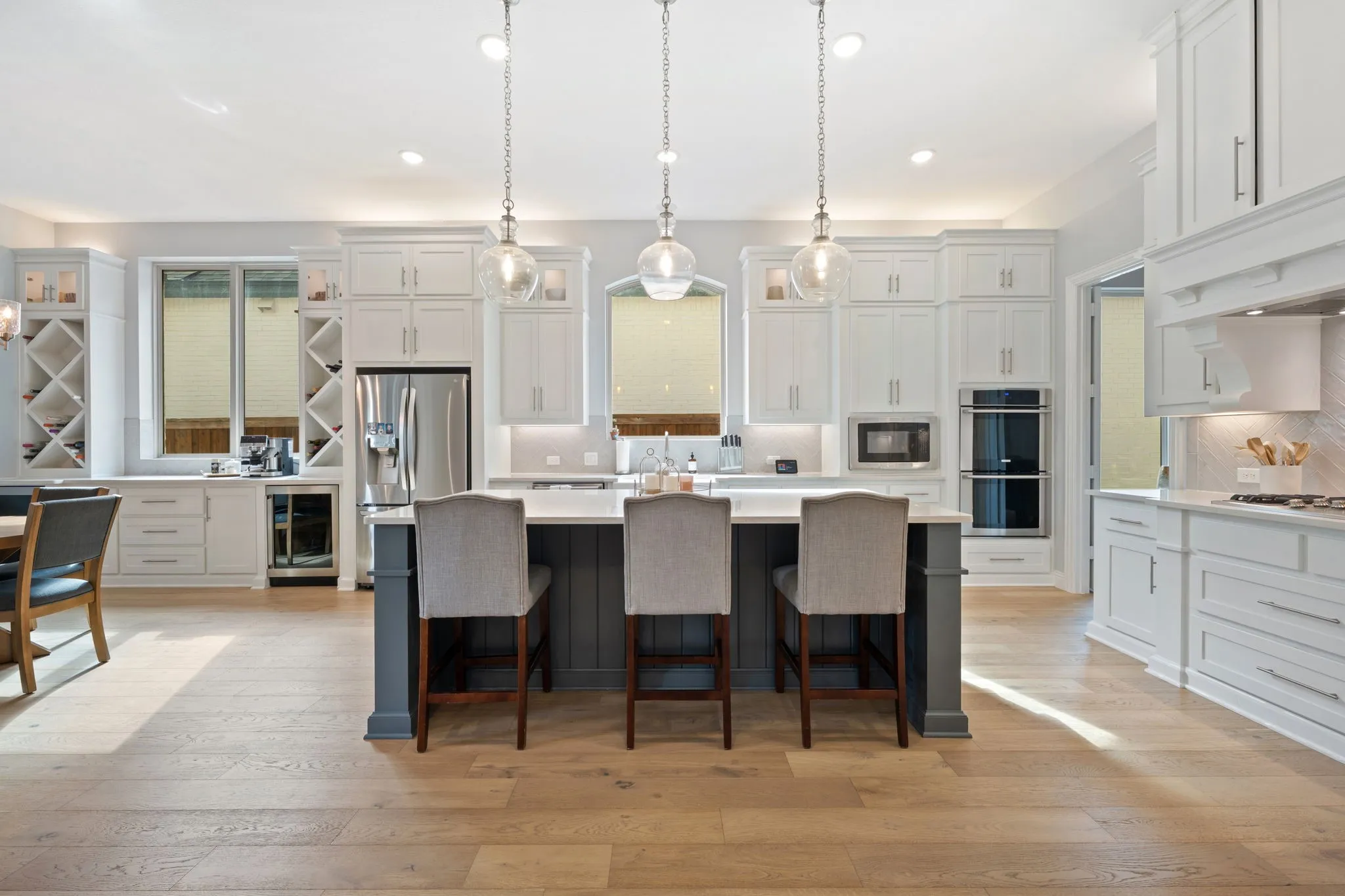 Single Family Residence For Sale in Collin County , 8513 Autumn Lake Trail, Mc Kinney, Texas 75071, 4 Bedroom, 6 Bathroom, 3 Garage spaces, 4,132 Sqft, built in 2019, mls#21291897, Real Estate Agent in Mc Kinney, Homes For Sale in Collin county, Homes For Sale in Mc Kinney, Realtor in Mc Kinney Texas, Real Estate Brokerage Independent Realty Texas, Luminita Cordes Realtor