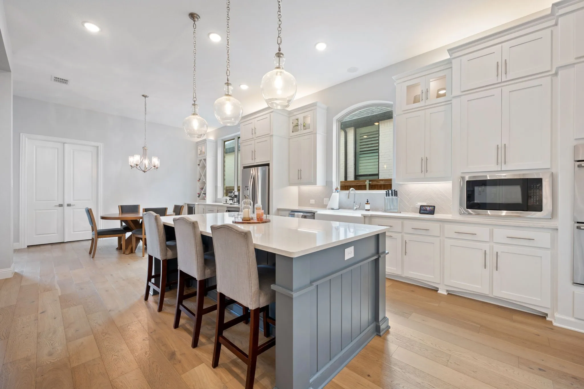 Single Family Residence For Sale in Collin County , 8513 Autumn Lake Trail, Mc Kinney, Texas 75071, 4 Bedroom, 6 Bathroom, 3 Garage spaces, 4,132 Sqft, built in 2019, mls#21291897, Real Estate Agent in Mc Kinney, Homes For Sale in Collin county, Homes For Sale in Mc Kinney, Realtor in Mc Kinney Texas, Real Estate Brokerage Independent Realty Texas, Luminita Cordes Realtor