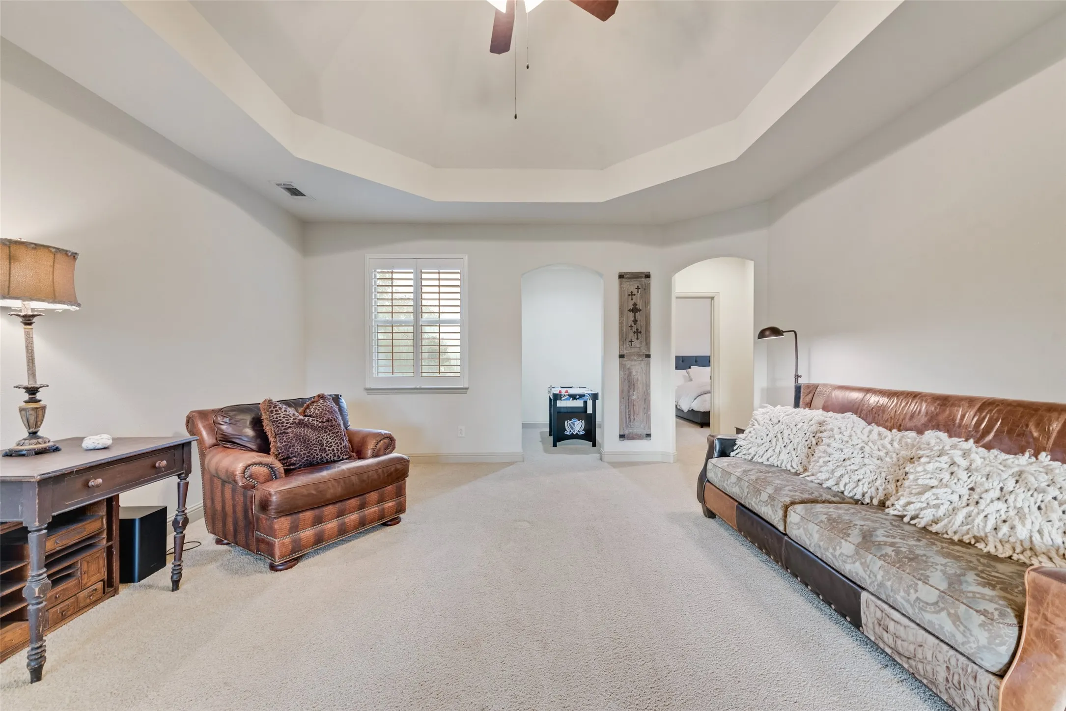 Single Family Residence For Sale in Rockwall County , 108 Berkshire Lane, Heath, Texas 75032, 4 Bedroom, 3 Bathroom, 3 Garage spaces, 3,616 Sqft, built in 2007, mls#21293056, Real Estate Agent in Heath, Homes For Sale in Rockwall county, Homes For Sale in Heath, Realtor in Heath Texas, Real Estate Brokerage Independent Realty Texas, Luminita Cordes Realtor