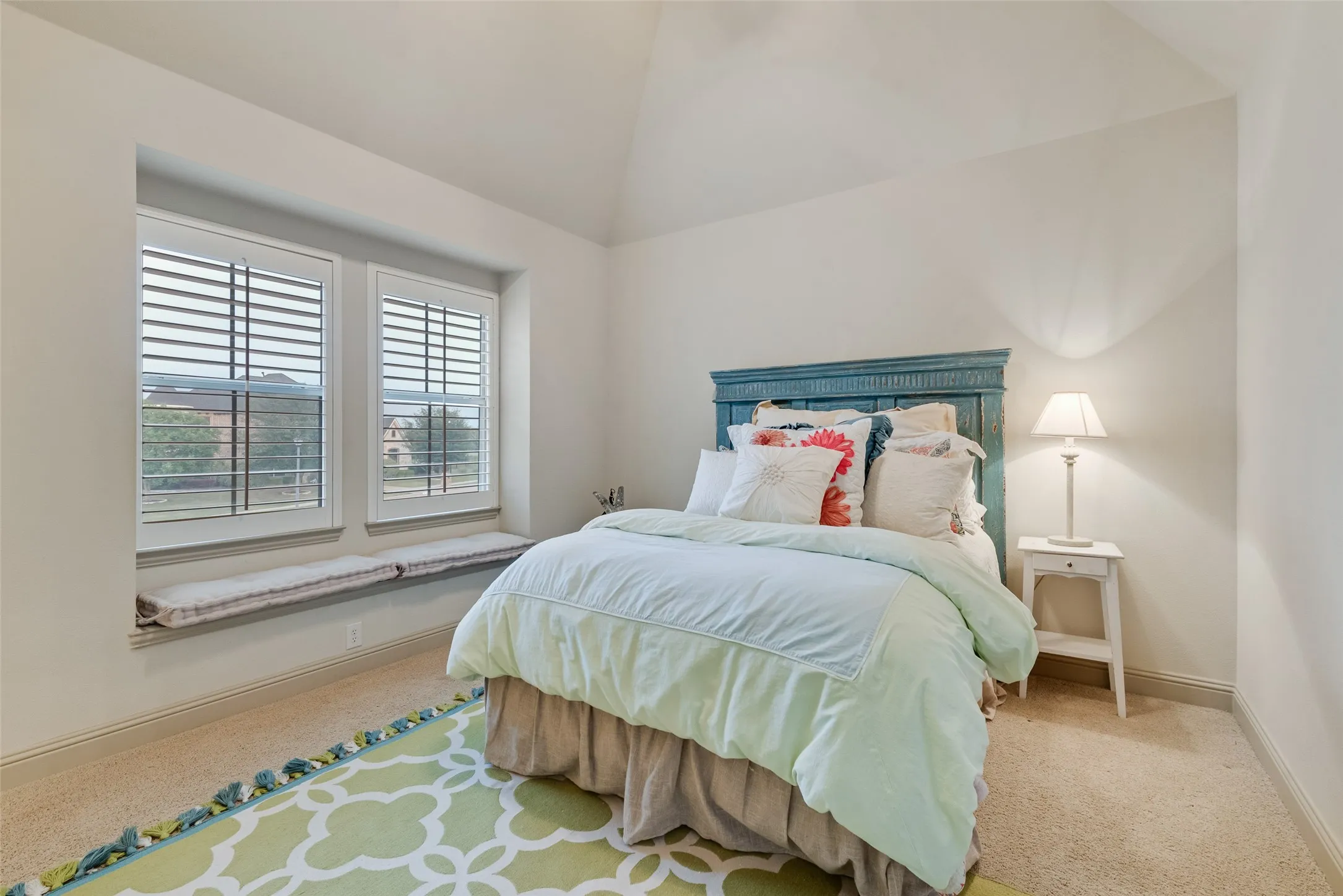 Single Family Residence For Sale in Rockwall County , 108 Berkshire Lane, Heath, Texas 75032, 4 Bedroom, 3 Bathroom, 3 Garage spaces, 3,616 Sqft, built in 2007, mls#21293056, Real Estate Agent in Heath, Homes For Sale in Rockwall county, Homes For Sale in Heath, Realtor in Heath Texas, Real Estate Brokerage Independent Realty Texas, Luminita Cordes Realtor