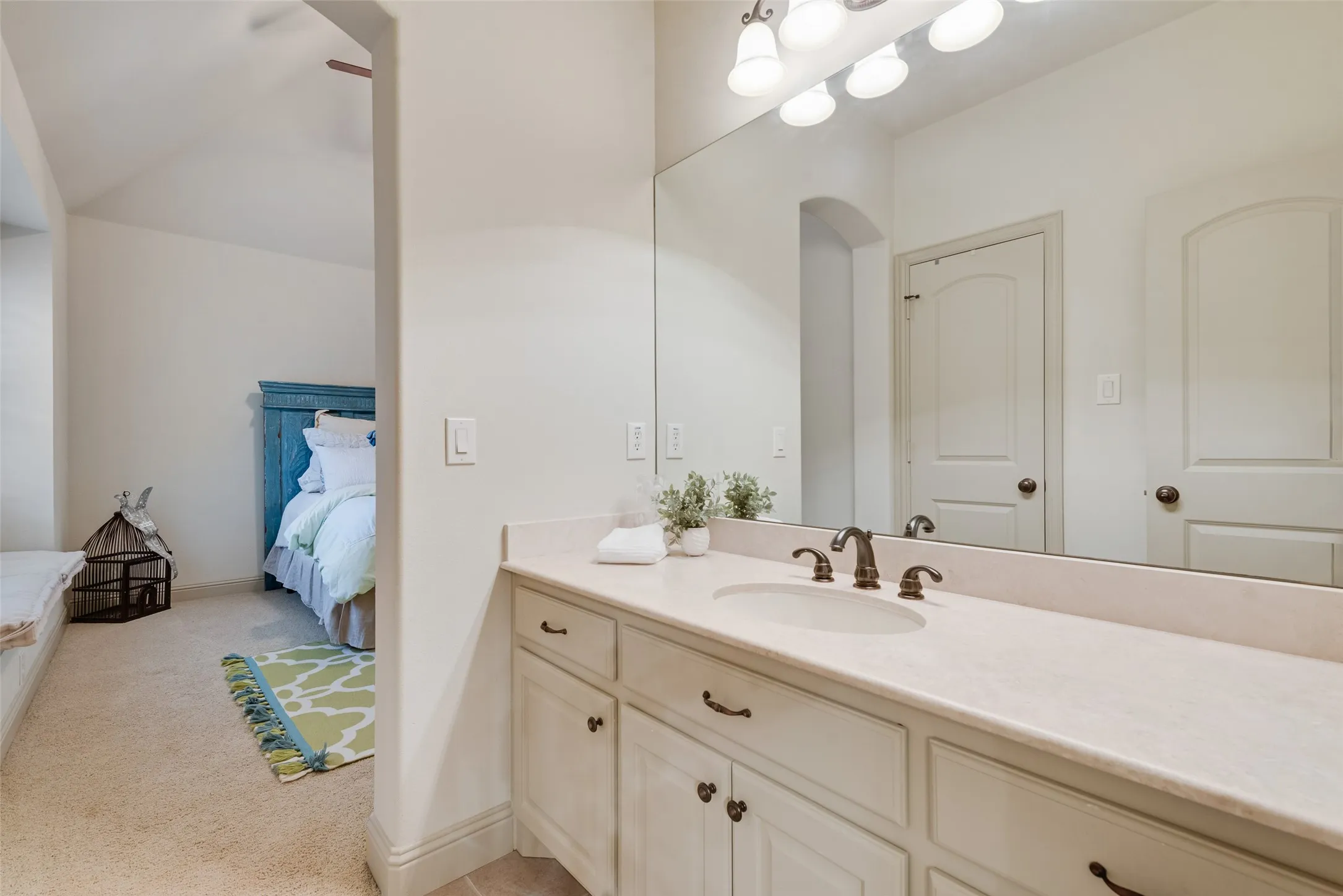Single Family Residence For Sale in Rockwall County , 108 Berkshire Lane, Heath, Texas 75032, 4 Bedroom, 3 Bathroom, 3 Garage spaces, 3,616 Sqft, built in 2007, mls#21293056, Real Estate Agent in Heath, Homes For Sale in Rockwall county, Homes For Sale in Heath, Realtor in Heath Texas, Real Estate Brokerage Independent Realty Texas, Luminita Cordes Realtor