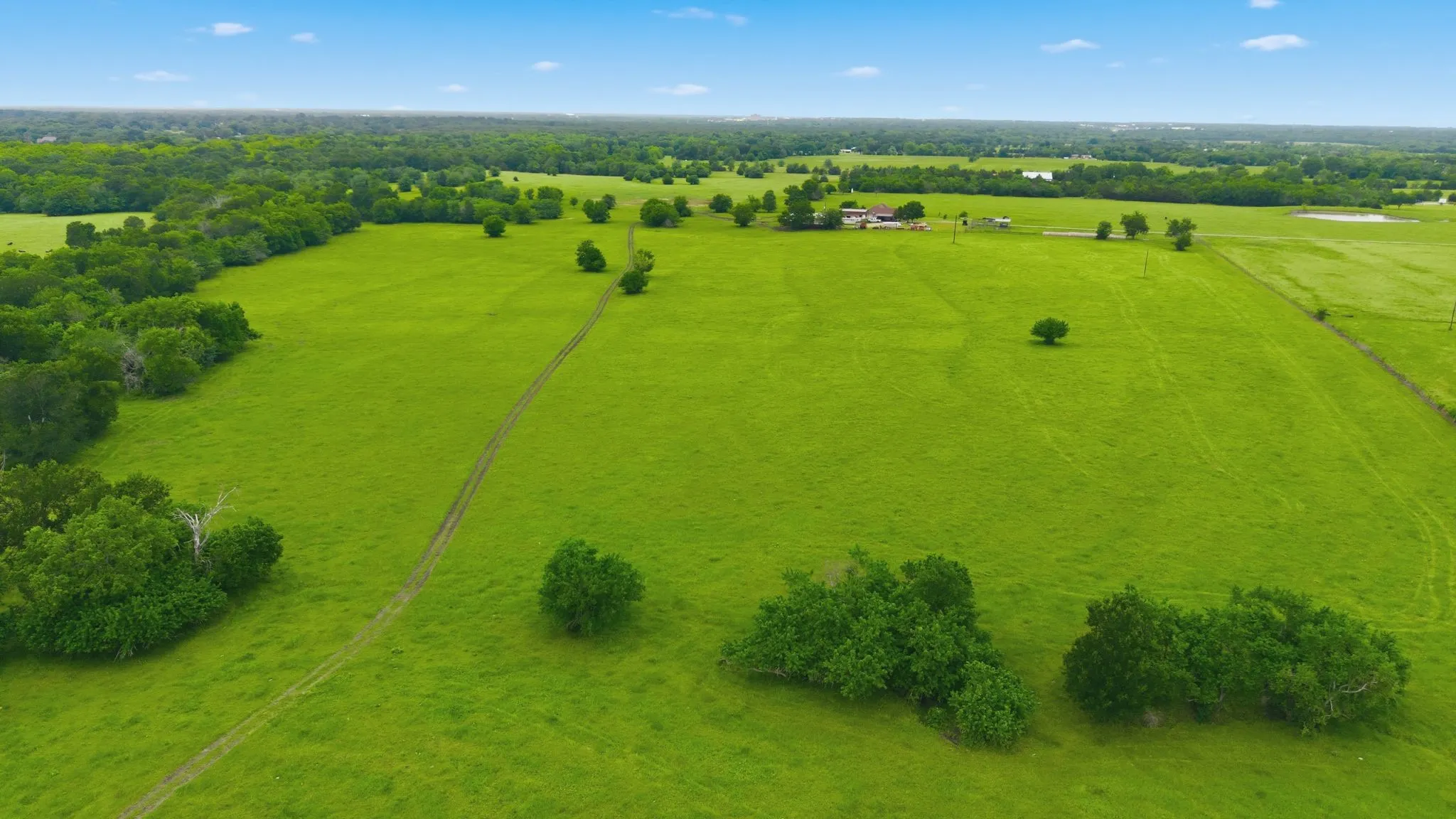 Farm For Sale in Hunt County , 7635 County Road 4209, Campbell, Texas 75422, 3 Bedroom, 3 Bathroom, 2 Garage spaces, 2,225 Sqft, built in 1939, Price $1,800,000, mls#21293064, Real Estate Agent in Campbell, Homes For Sale in Hunt county, Homes For Sale in Campbell, Realtor in Campbell Texas, Real Estate Brokerage Independent Realty Texas, Luminita Cordes Realtor