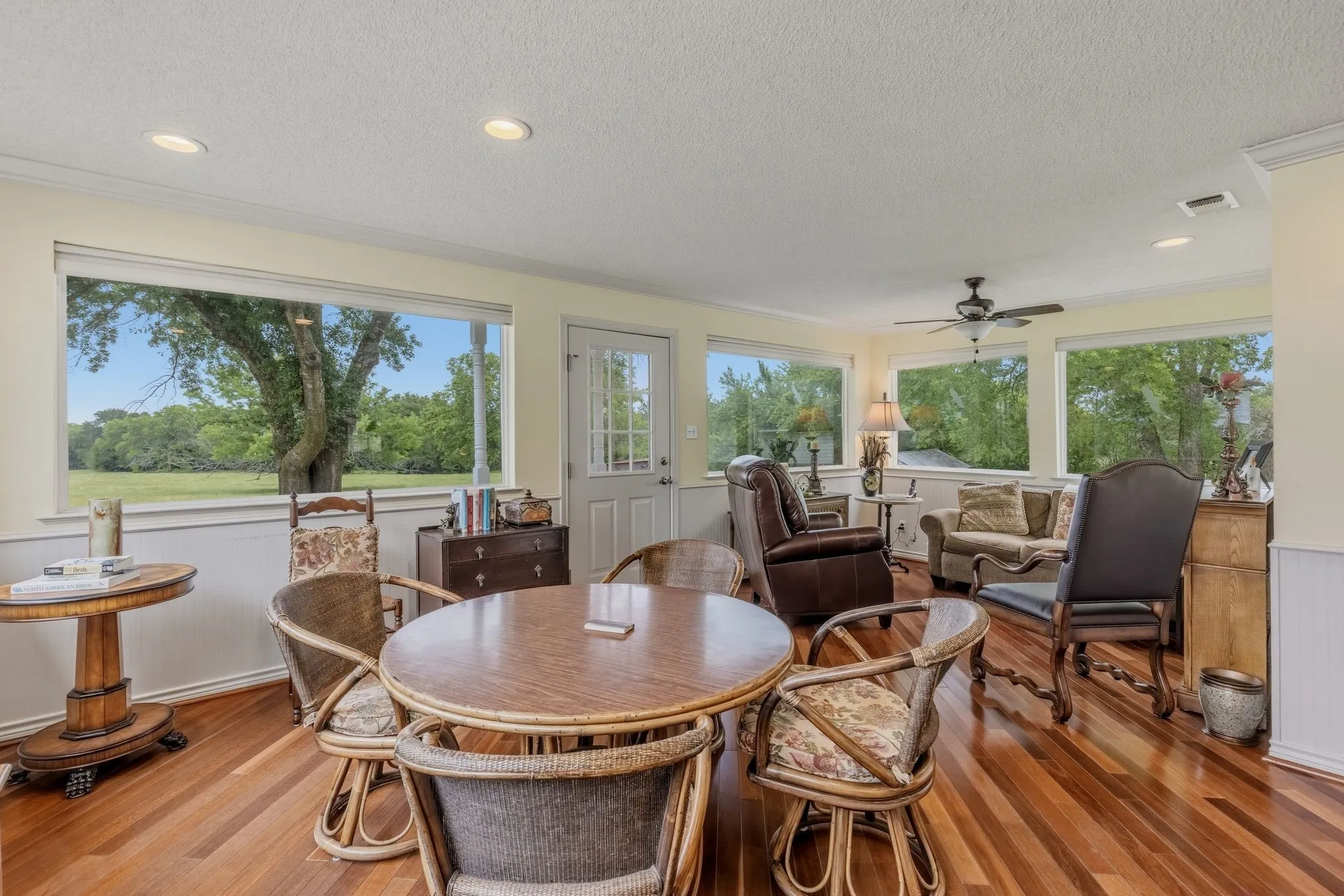 Farm For Sale in Hunt County , 7635 County Road 4209, Campbell, Texas 75422, 3 Bedroom, 3 Bathroom, 2 Garage spaces, 2,225 Sqft, built in 1939, Price $1,800,000, mls#21293064, Real Estate Agent in Campbell, Homes For Sale in Hunt county, Homes For Sale in Campbell, Realtor in Campbell Texas, Real Estate Brokerage Independent Realty Texas, Luminita Cordes Realtor
