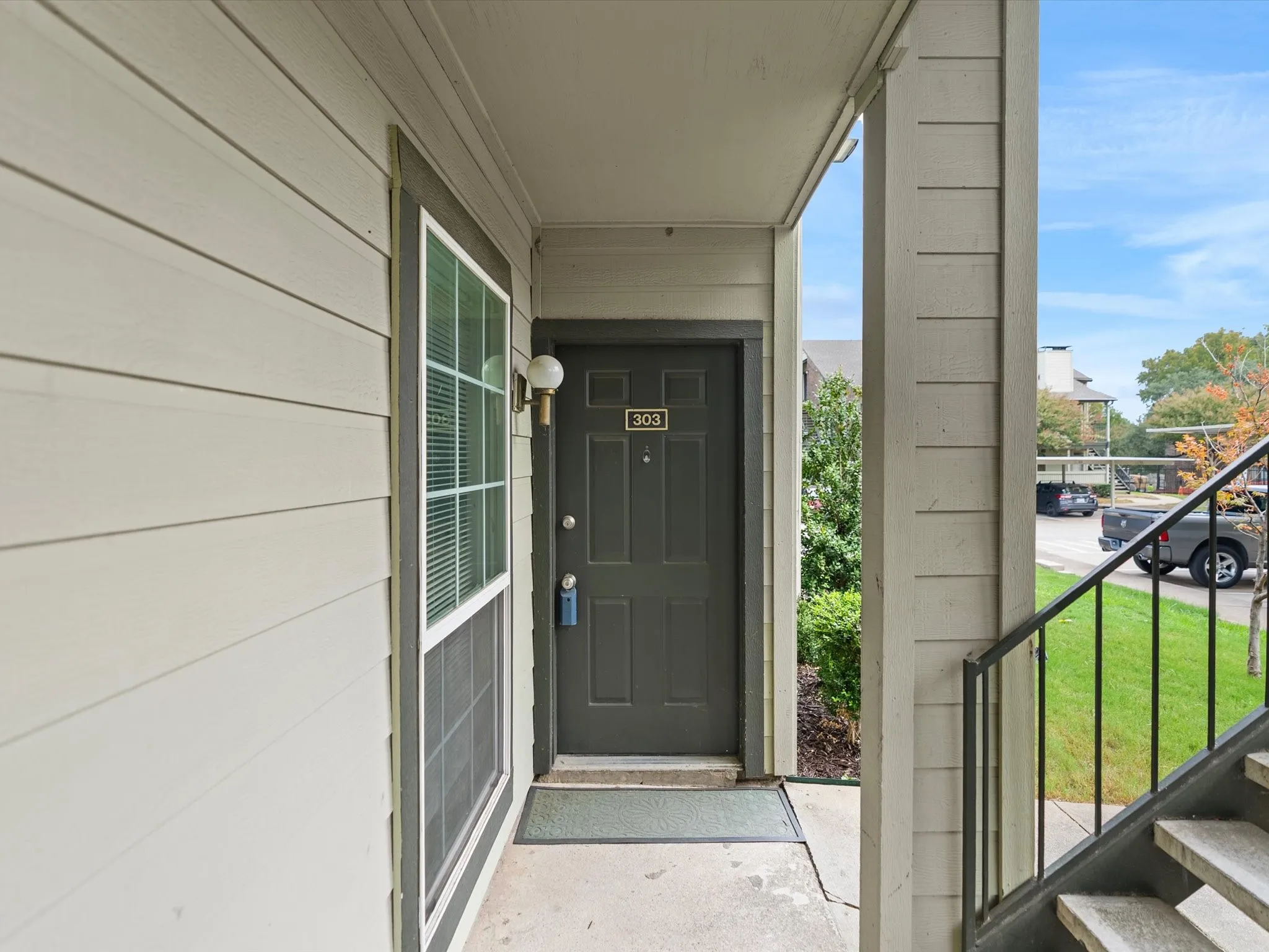 Condominium For Rent in Dallas County , 5981 Arapaho Road 303, Dallas, Texas 75248, 2 Bedroom, 2 Bathroom, Garage spaces, 995 Sqft, built in 1980, mls#21293069, Real Estate Agent in Dallas, Homes For Rent in Dallas county, Homes For Rent in Dallas, Realtor in Dallas Texas, Real Estate Brokerage Independent Realty Texas, Luminita Cordes Realtor