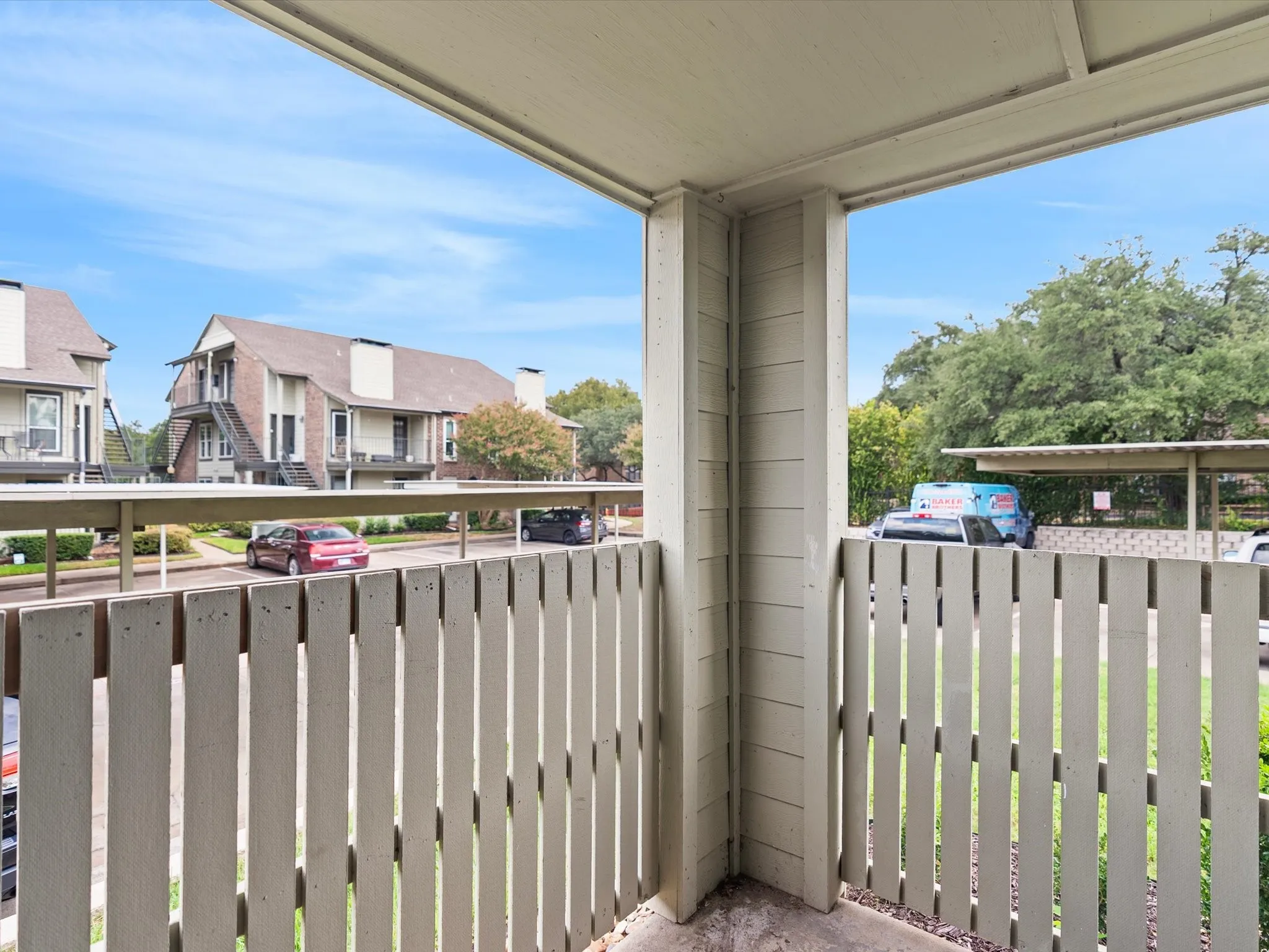 Condominium For Rent in Dallas County , 5981 Arapaho Road 303, Dallas, Texas 75248, 2 Bedroom, 2 Bathroom, Garage spaces, 995 Sqft, built in 1980, mls#21293069, Real Estate Agent in Dallas, Homes For Rent in Dallas county, Homes For Rent in Dallas, Realtor in Dallas Texas, Real Estate Brokerage Independent Realty Texas, Luminita Cordes Realtor