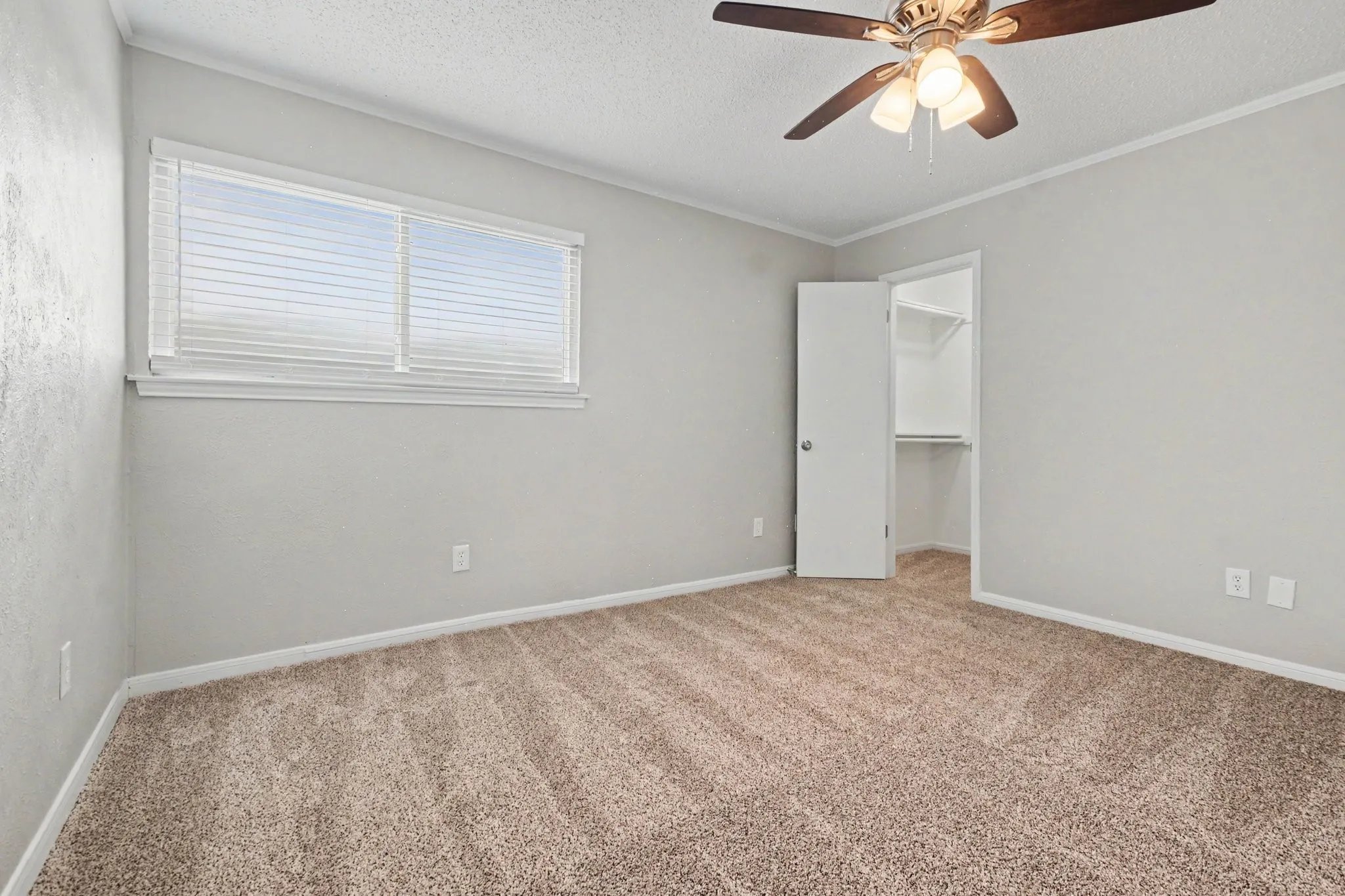 Single Family Residence For Sale in Collin County , 4537 Miami Drive, Plano, Texas 75093, 5 Bedroom, 3 Bathroom, 2 Garage spaces, 2,254 Sqft, built in 1981, mls#21292094, Real Estate Agent in Plano, Homes For Sale in Collin county, Homes For Sale in Plano, Realtor in Plano Texas, Real Estate Brokerage Independent Realty Texas, Luminita Cordes Realtor
