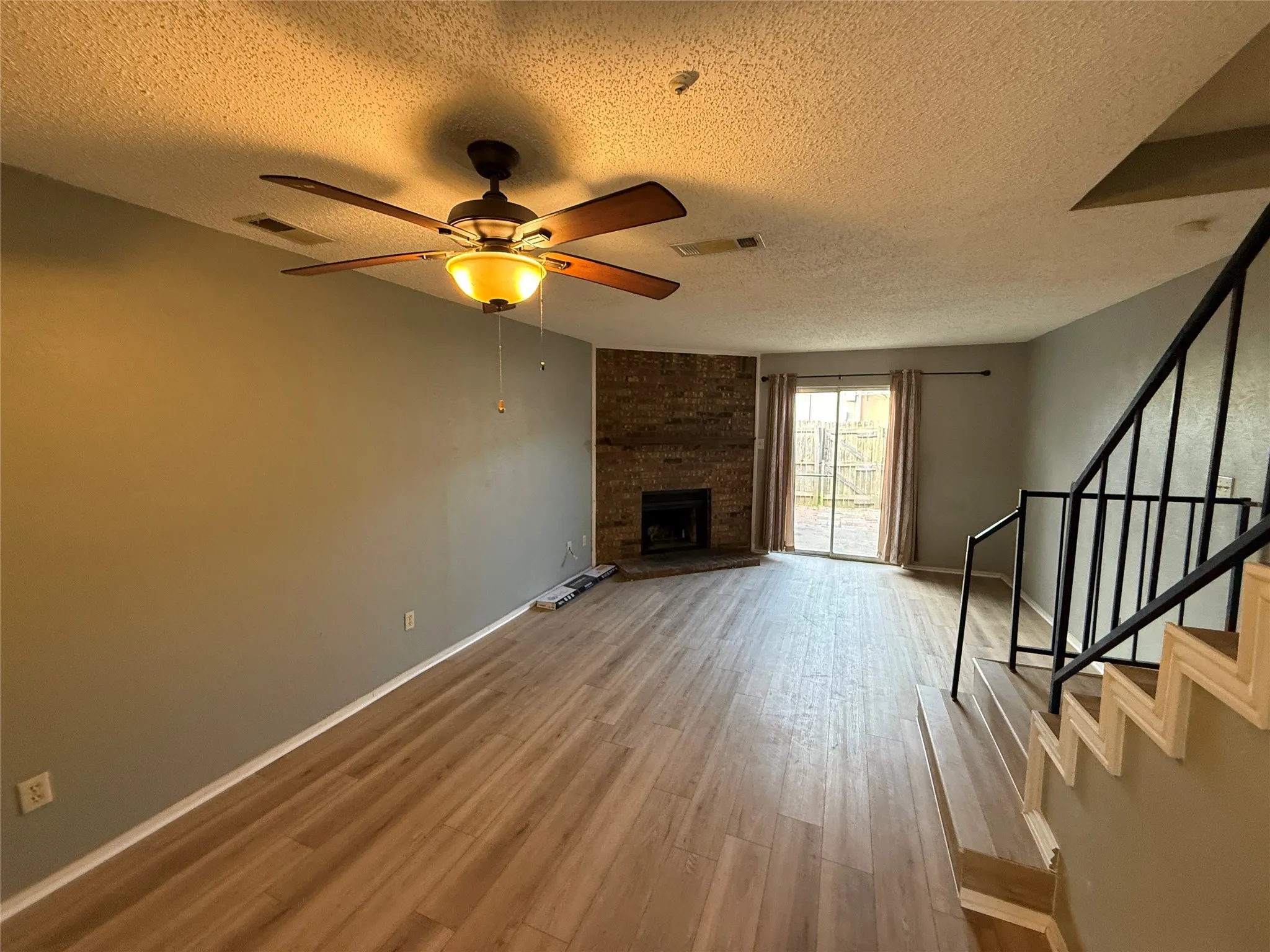 Condominium For Rent in Dallas County , 701 Lee Street 2A, Mesquite, Texas 75149, 2 Bedroom, 2 Bathroom, Garage spaces, 1,073 Sqft, built in 1984, mls#21293077, Real Estate Agent in Mesquite, Homes For Rent in Dallas county, Homes For Rent in Mesquite, Realtor in Mesquite Texas, Real Estate Brokerage Independent Realty Texas, Luminita Cordes Realtor