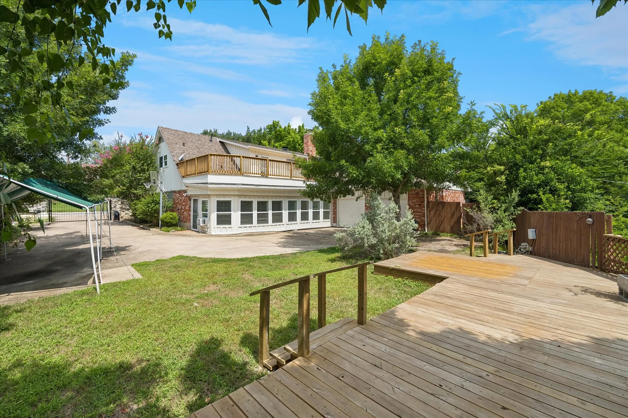 Single Family Residence For Sale in Tarrant County , 4204 Biscayne Drive, Haltom City, Texas 76117, 4 Bedroom, 4 Bathroom, 2 Garage spaces, 3,136 Sqft, built in 1966, mls#21290602, Real Estate Agent in Haltom City, Homes For Sale in Tarrant county, Homes For Sale in Haltom City, Realtor in Haltom City Texas, Real Estate Brokerage Independent Realty Texas, Luminita Cordes Realtor