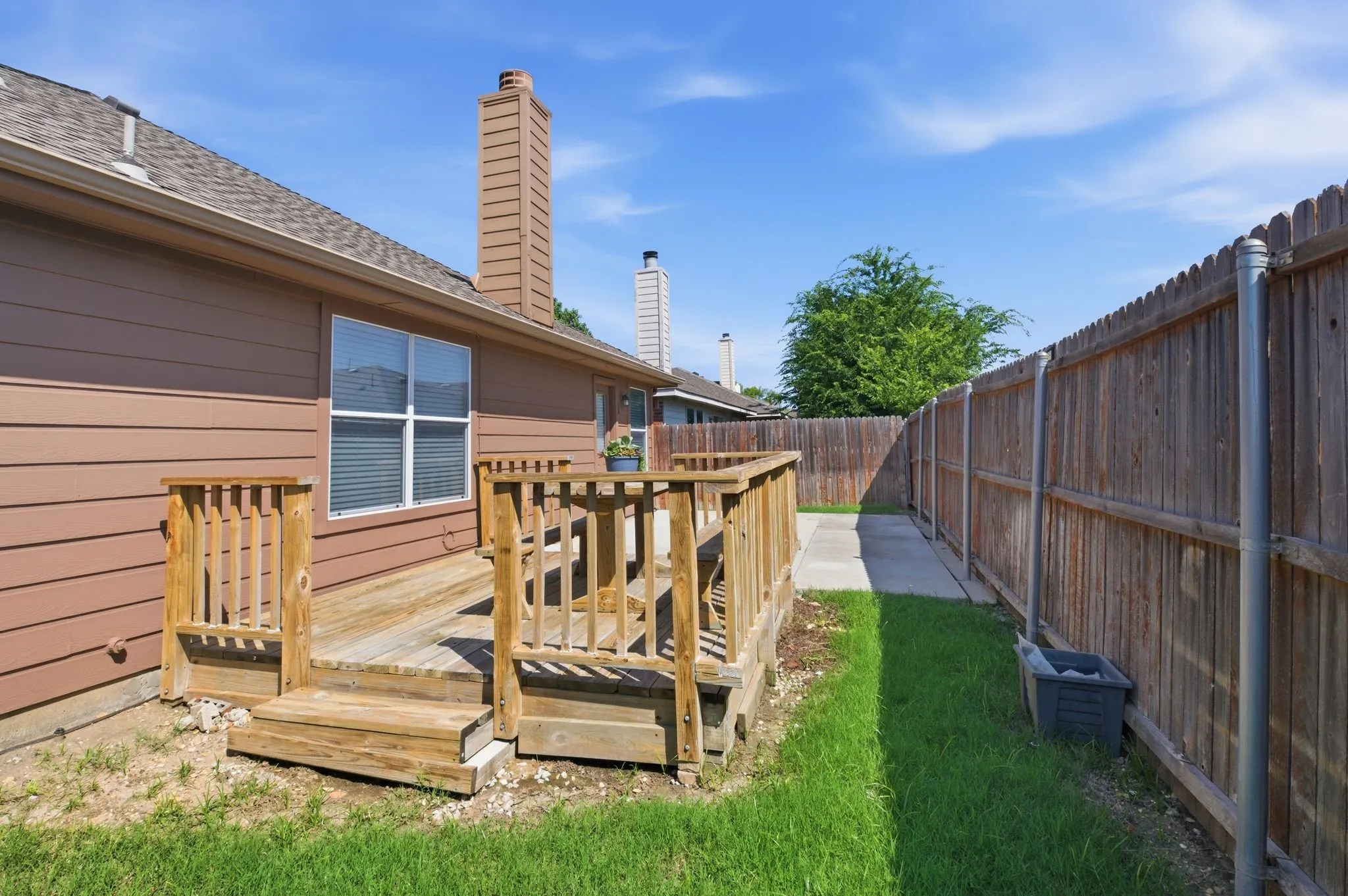 Single Family Residence For Sale in Collin County , 3037 Winding Meadow Trail, Princeton, Texas 75407, 3 Bedroom, 2 Bathroom, 2 Garage spaces, 2,059 Sqft, built in 2008, mls#21292820, Real Estate Agent in Princeton, Homes For Sale in Collin county, Homes For Sale in Princeton, Realtor in Princeton Texas, Real Estate Brokerage Independent Realty Texas, Luminita Cordes Realtor