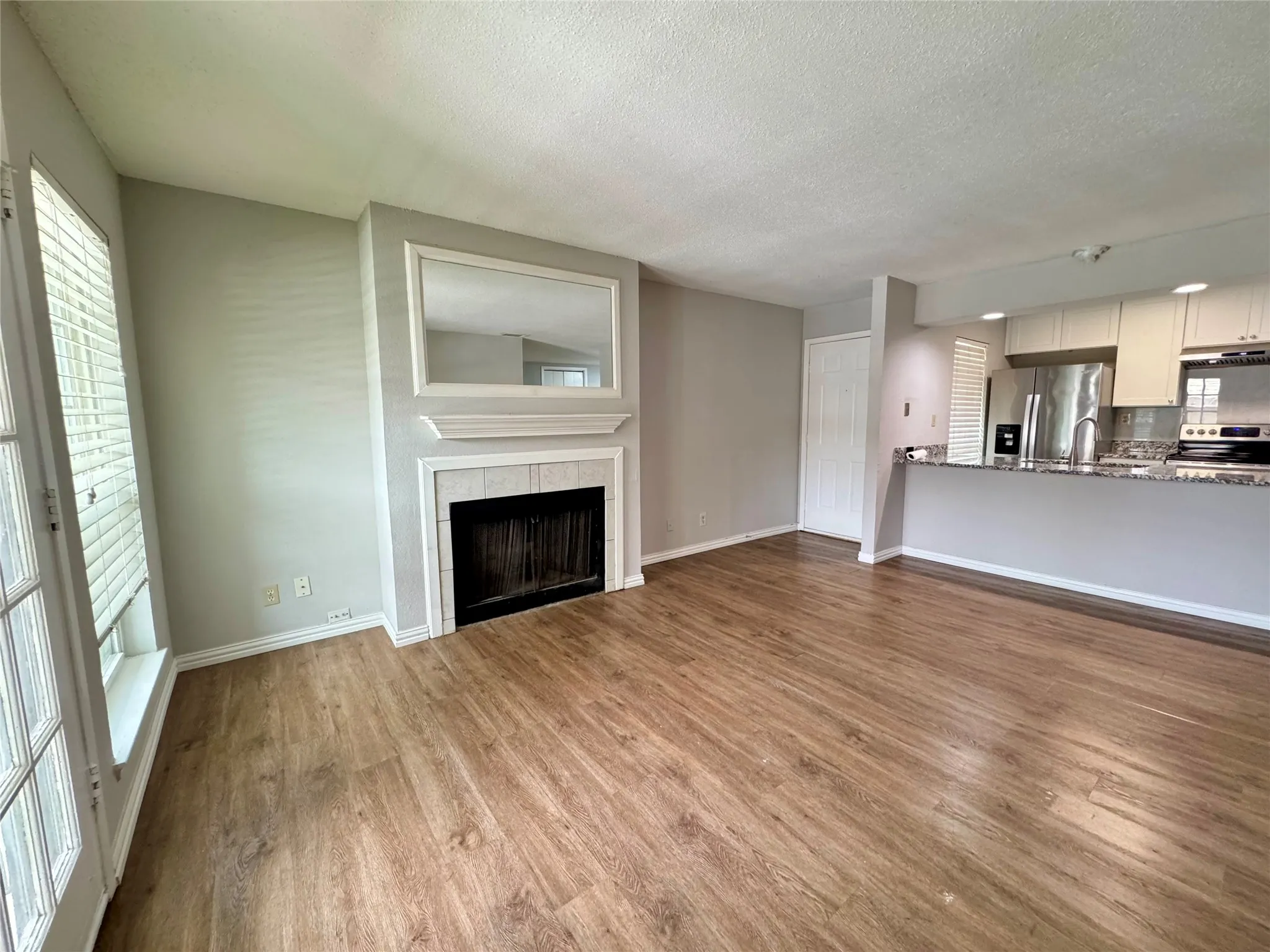 Condominium For Rent in Dallas County , 5981 Arapaho Road 304, Dallas, Texas 75248, 2 Bedroom, 2 Bathroom, Garage spaces, 995 Sqft, built in 1980, mls#21293093, Real Estate Agent in Dallas, Homes For Rent in Dallas county, Homes For Rent in Dallas, Realtor in Dallas Texas, Real Estate Brokerage Independent Realty Texas, Luminita Cordes Realtor
