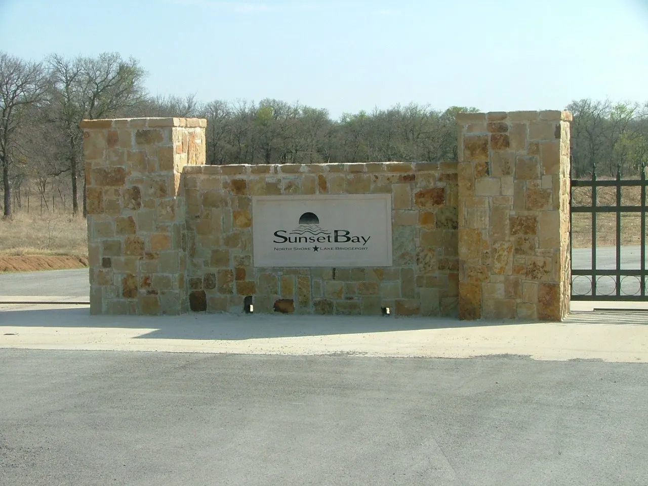 Single Family Residence For Sale in Wise County , 162 Sunset Bay Pointe Court, Chico, Texas 76431, 4 Bedroom, 3 Bathroom, 2 Garage spaces, 3,581 Sqft, built in 2022, mls#21293075, Real Estate Agent in Chico, Homes For Sale in Wise county, Homes For Sale in Chico, Realtor in Chico Texas, Real Estate Brokerage Independent Realty Texas, Luminita Cordes Realtor