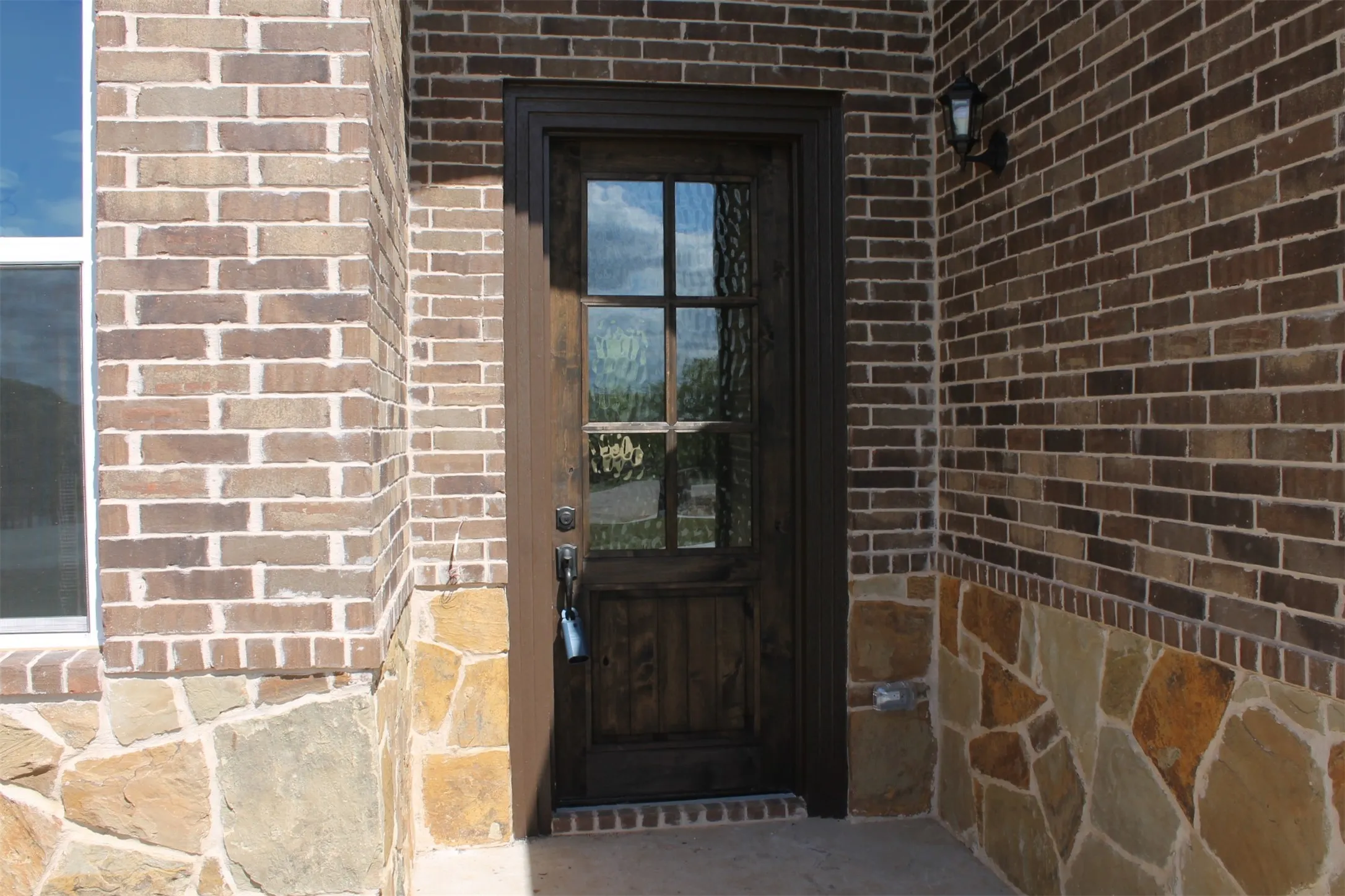 Single Family Residence For Sale in Wise County , 162 Sunset Bay Pointe Court, Chico, Texas 76431, 4 Bedroom, 3 Bathroom, 2 Garage spaces, 3,581 Sqft, built in 2022, mls#21293075, Real Estate Agent in Chico, Homes For Sale in Wise county, Homes For Sale in Chico, Realtor in Chico Texas, Real Estate Brokerage Independent Realty Texas, Luminita Cordes Realtor