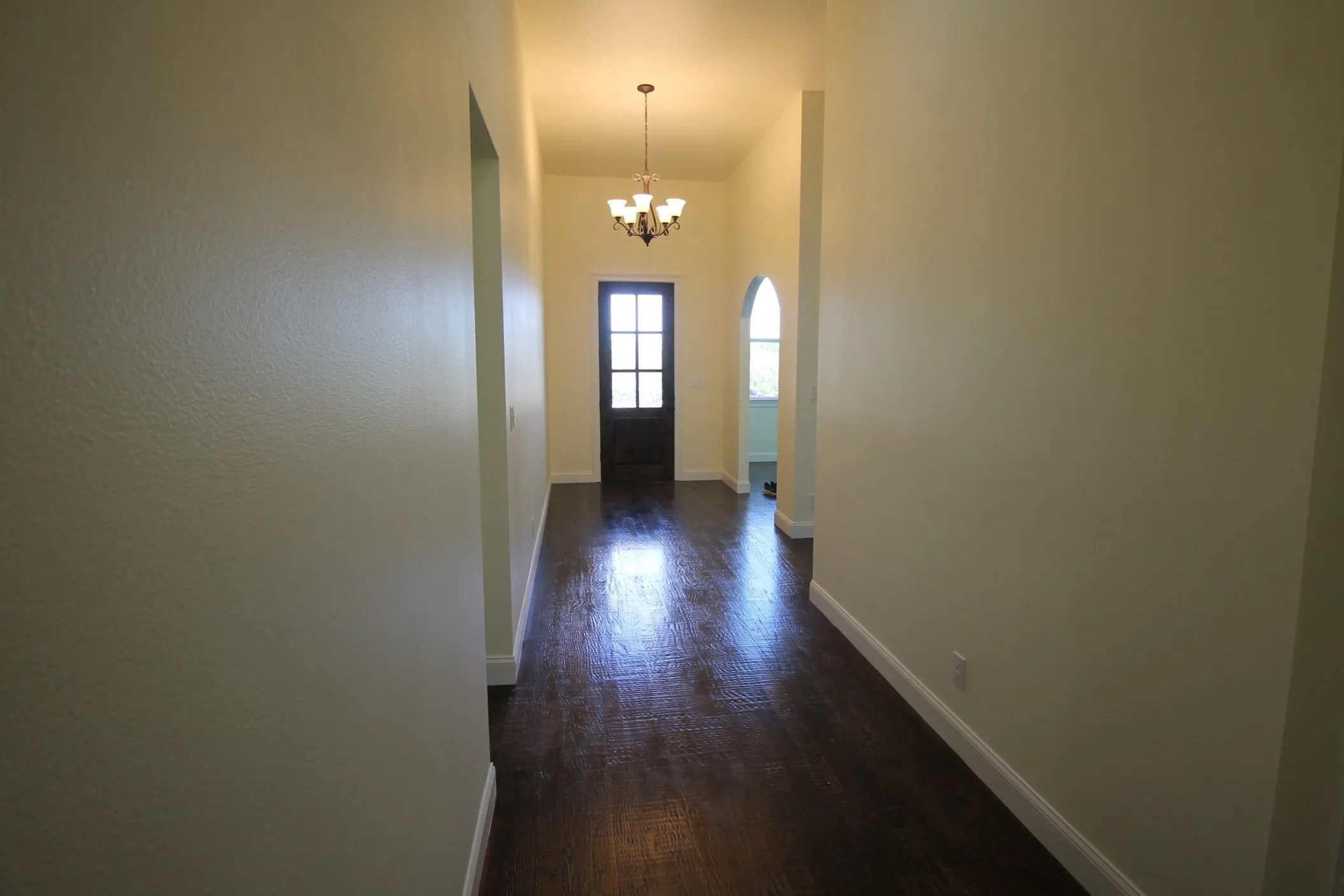 Single Family Residence For Sale in Wise County , 162 Sunset Bay Pointe Court, Chico, Texas 76431, 4 Bedroom, 3 Bathroom, 2 Garage spaces, 3,581 Sqft, built in 2022, mls#21293075, Real Estate Agent in Chico, Homes For Sale in Wise county, Homes For Sale in Chico, Realtor in Chico Texas, Real Estate Brokerage Independent Realty Texas, Luminita Cordes Realtor