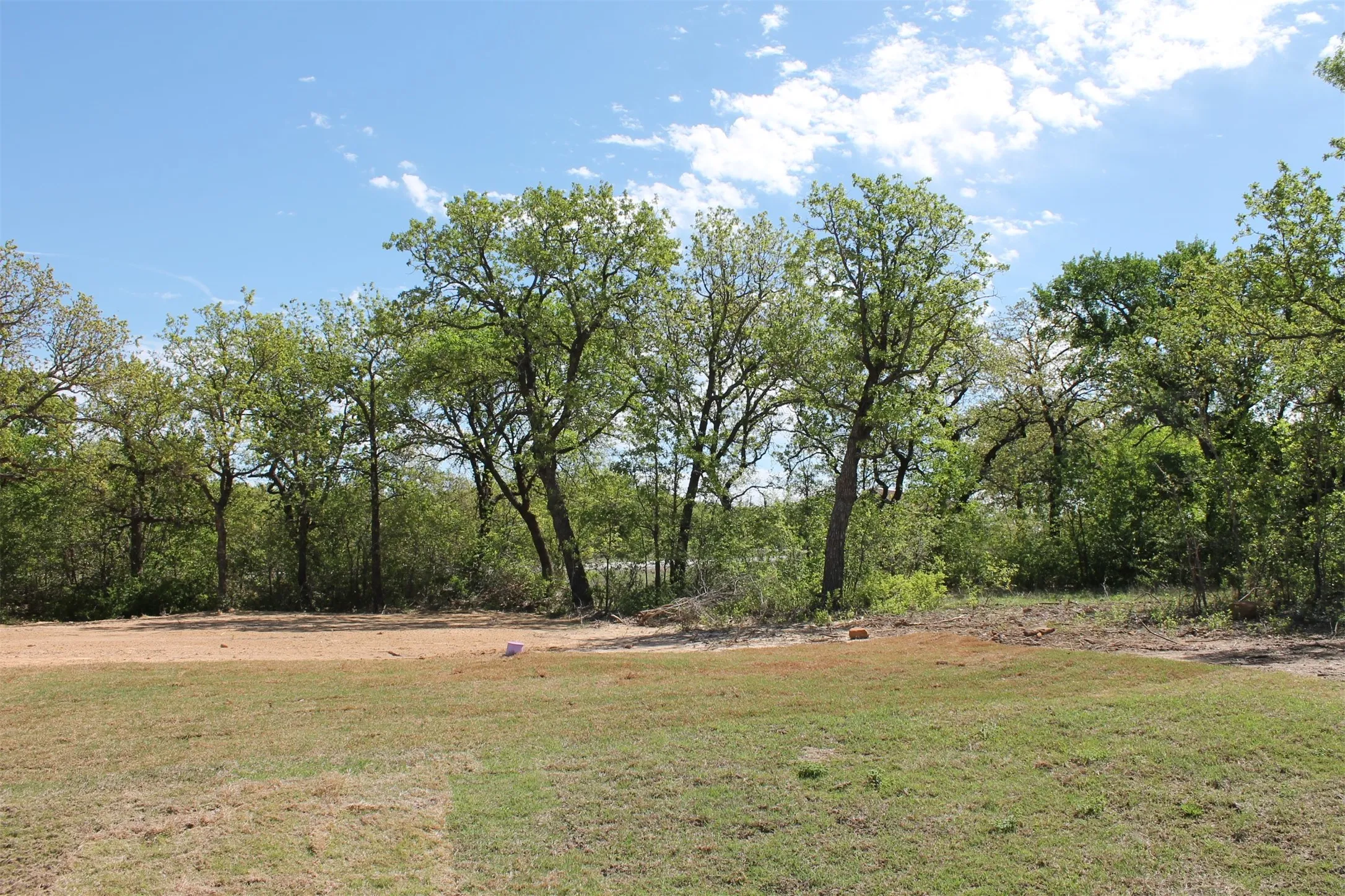 Single Family Residence For Sale in Wise County , 162 Sunset Bay Pointe Court, Chico, Texas 76431, 4 Bedroom, 3 Bathroom, 2 Garage spaces, 3,581 Sqft, built in 2022, mls#21293075, Real Estate Agent in Chico, Homes For Sale in Wise county, Homes For Sale in Chico, Realtor in Chico Texas, Real Estate Brokerage Independent Realty Texas, Luminita Cordes Realtor