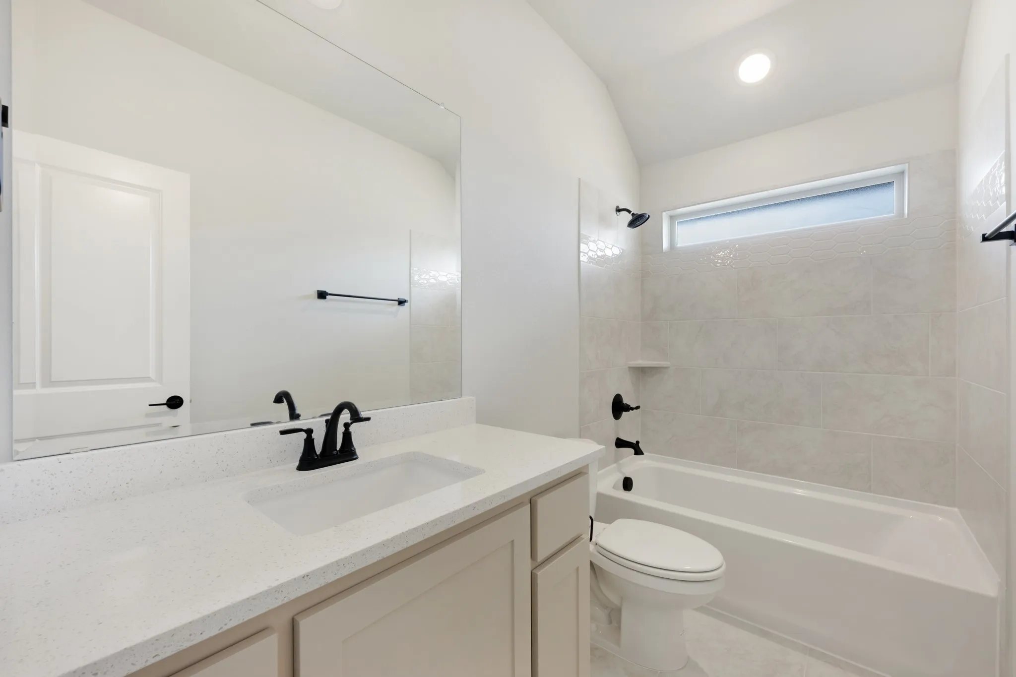 Single Family Residence For Sale in Johnson County , 216 Seminole Trail, Alvarado, Texas 76009, 5 Bedroom, 4 Bathroom, 2 Garage spaces, 2,838 Sqft, built in 2026, mls#21293109, Real Estate Agent in Alvarado, Homes For Sale in Johnson county, Homes For Sale in Alvarado, Realtor in Alvarado Texas, Real Estate Brokerage Independent Realty Texas, Luminita Cordes Realtor