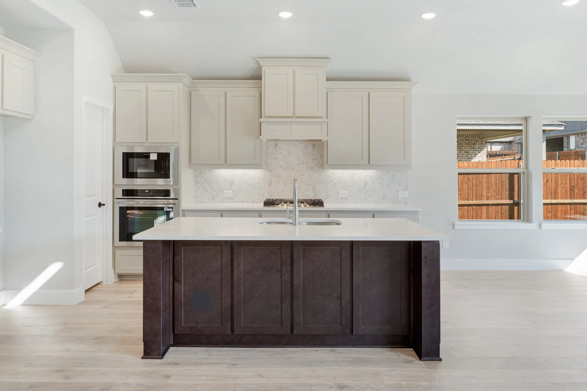 Single Family Residence For Sale in Johnson County , 216 Seminole Trail, Alvarado, Texas 76009, 5 Bedroom, 4 Bathroom, 2 Garage spaces, 2,838 Sqft, built in 2026, mls#21293109, Real Estate Agent in Alvarado, Homes For Sale in Johnson county, Homes For Sale in Alvarado, Realtor in Alvarado Texas, Real Estate Brokerage Independent Realty Texas, Luminita Cordes Realtor