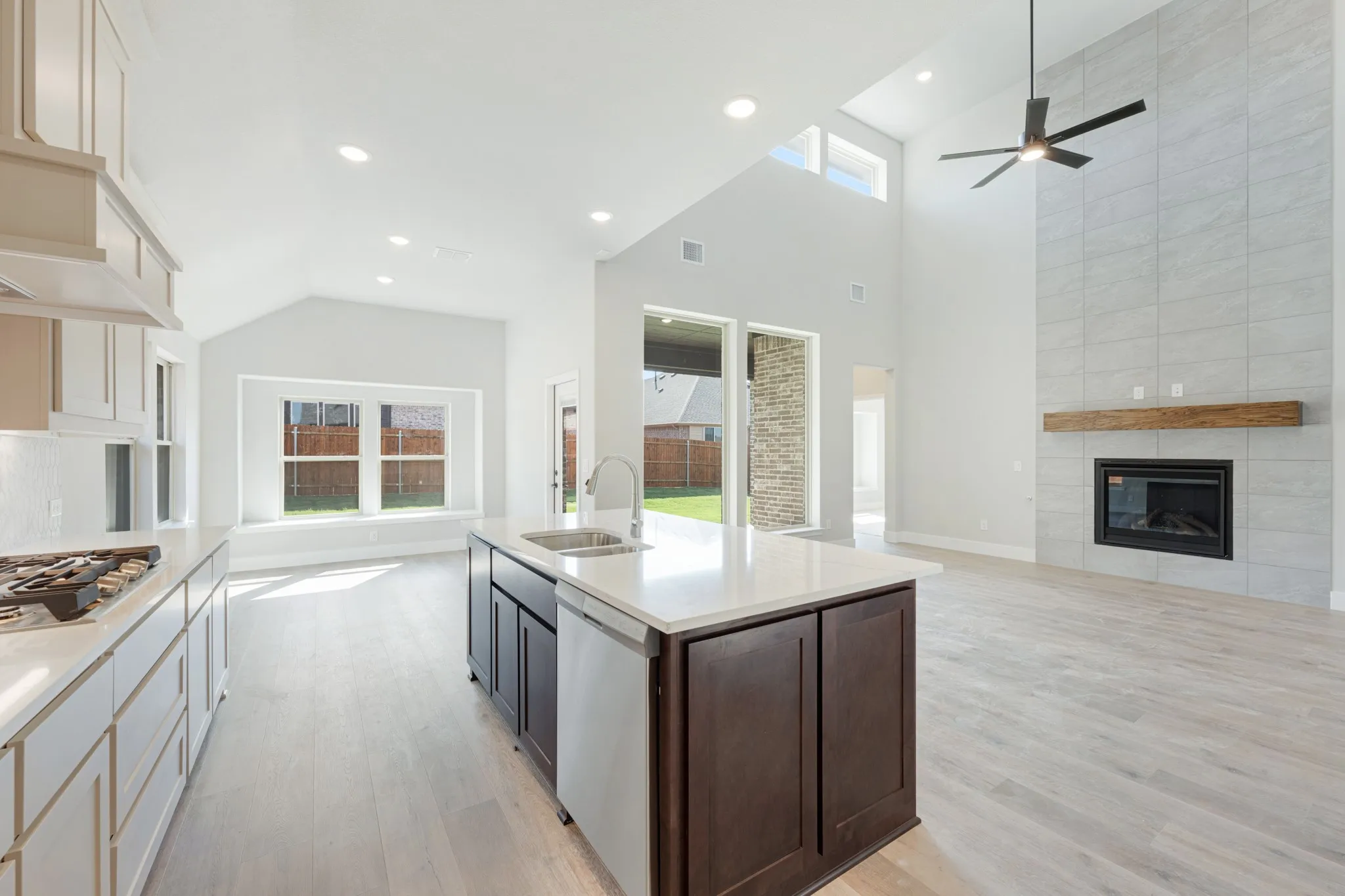 Single Family Residence For Sale in Johnson County , 216 Seminole Trail, Alvarado, Texas 76009, 5 Bedroom, 4 Bathroom, 2 Garage spaces, 2,838 Sqft, built in 2026, mls#21293109, Real Estate Agent in Alvarado, Homes For Sale in Johnson county, Homes For Sale in Alvarado, Realtor in Alvarado Texas, Real Estate Brokerage Independent Realty Texas, Luminita Cordes Realtor