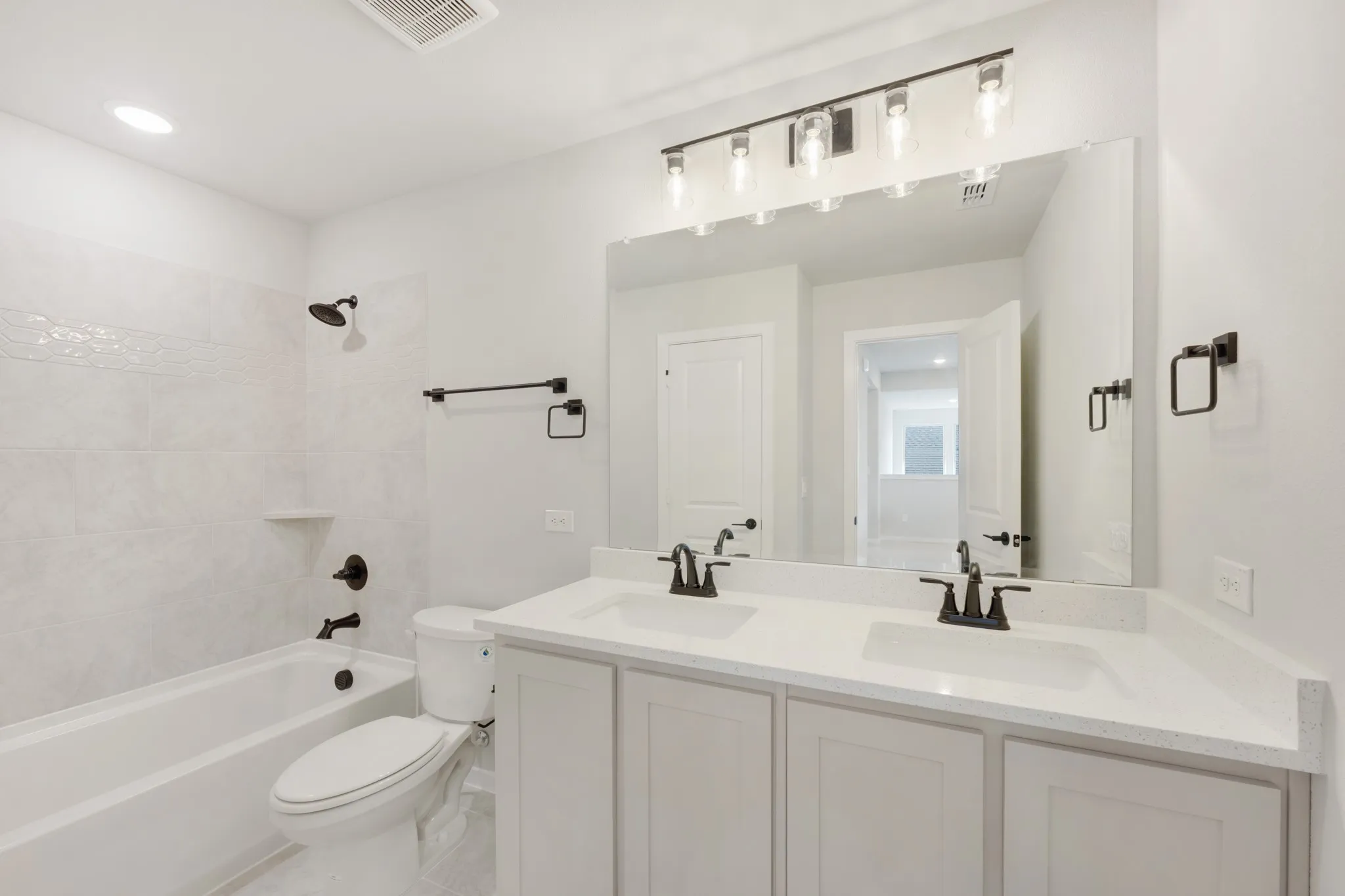 Single Family Residence For Sale in Johnson County , 216 Seminole Trail, Alvarado, Texas 76009, 5 Bedroom, 4 Bathroom, 2 Garage spaces, 2,838 Sqft, built in 2026, mls#21293109, Real Estate Agent in Alvarado, Homes For Sale in Johnson county, Homes For Sale in Alvarado, Realtor in Alvarado Texas, Real Estate Brokerage Independent Realty Texas, Luminita Cordes Realtor