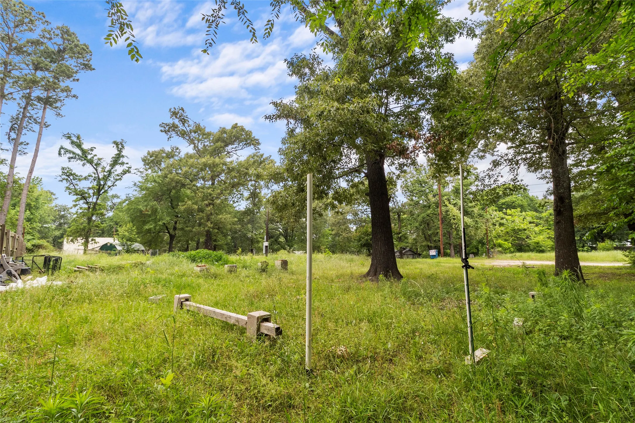 Improved Land For Sale in Henderson County , 0 Shady Drive, Chandler, Texas 75758, 0, 0, Garage spaces, 0 Sqft, built in 0, mls#21293043, Real Estate Agent in Chandler, Homes For Sale in Henderson county, Homes For Sale in Chandler, Realtor in Chandler Texas, Real Estate Brokerage Independent Realty Texas, Luminita Cordes Realtor