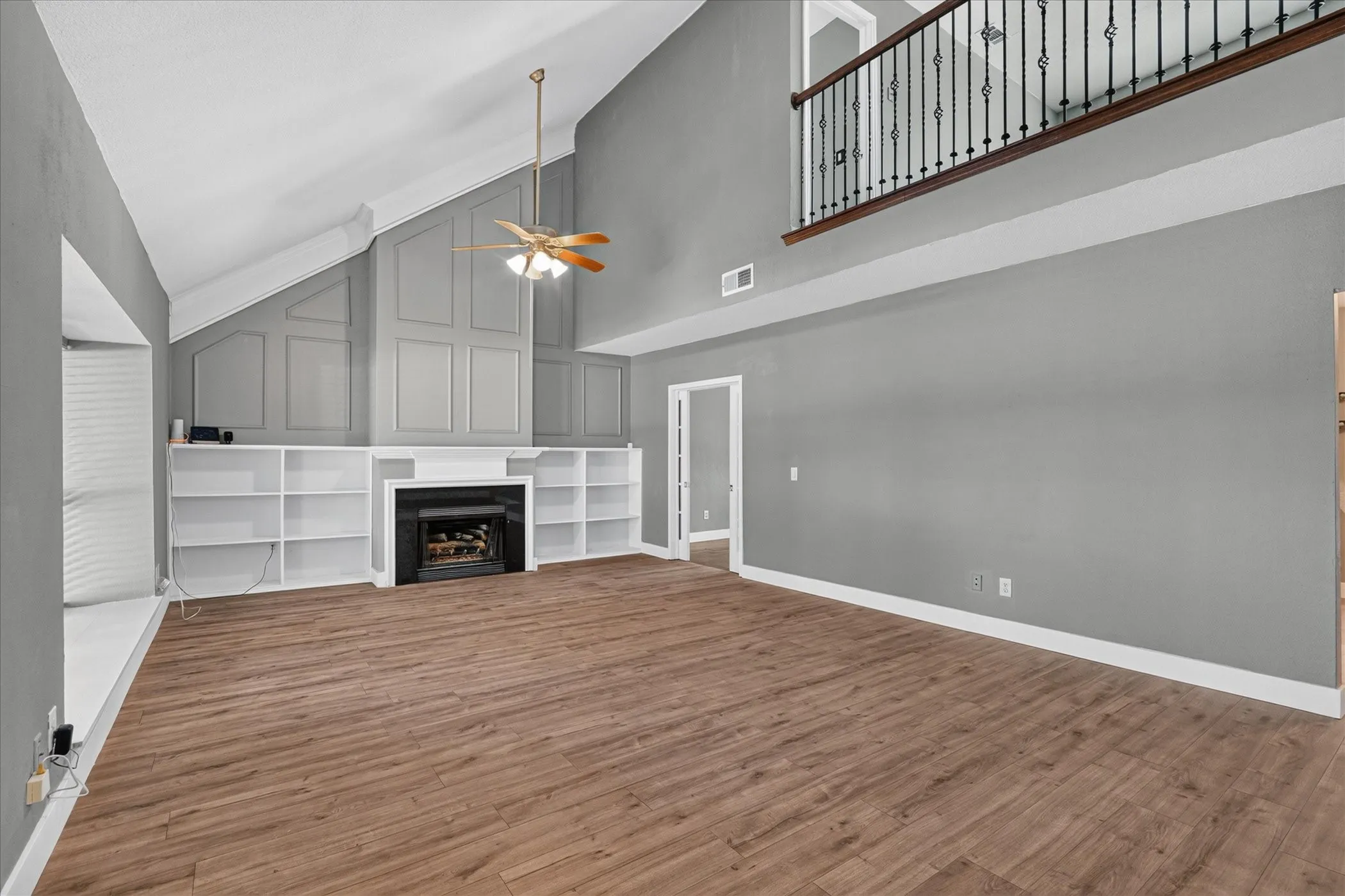 Single Family Residence For Sale in Denton County , 2117 Lavaca Trail, Carrollton, Texas 75010, 3 Bedroom, 3 Bathroom, 2 Garage spaces, 2,271 Sqft, built in 1985, mls#21291865, Real Estate Agent in Carrollton, Homes For Sale in Denton county, Homes For Sale in Carrollton, Realtor in Carrollton Texas, Real Estate Brokerage Independent Realty Texas, Luminita Cordes Realtor