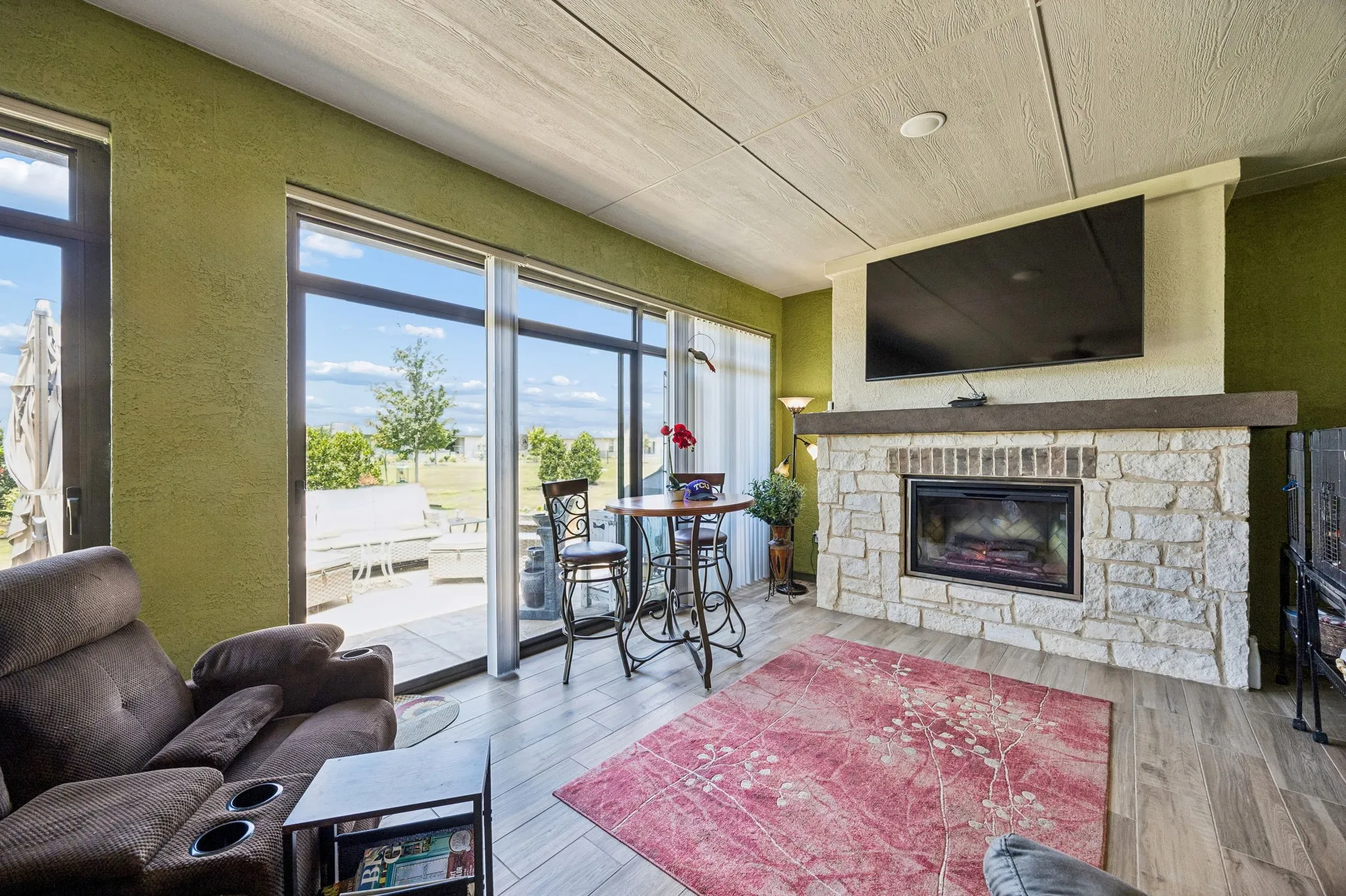 Single Family Residence For Sale in Denton County , 8412 Cocobolo Drive, Denton, Texas 76207, 2 Bedroom, 3 Bathroom, 3 Garage spaces, 2,789 Sqft, built in 2022, mls#21285146, Real Estate Agent in Denton, Homes For Sale in Denton county, Homes For Sale in Denton, Realtor in Denton Texas, Real Estate Brokerage Independent Realty Texas, Luminita Cordes Realtor