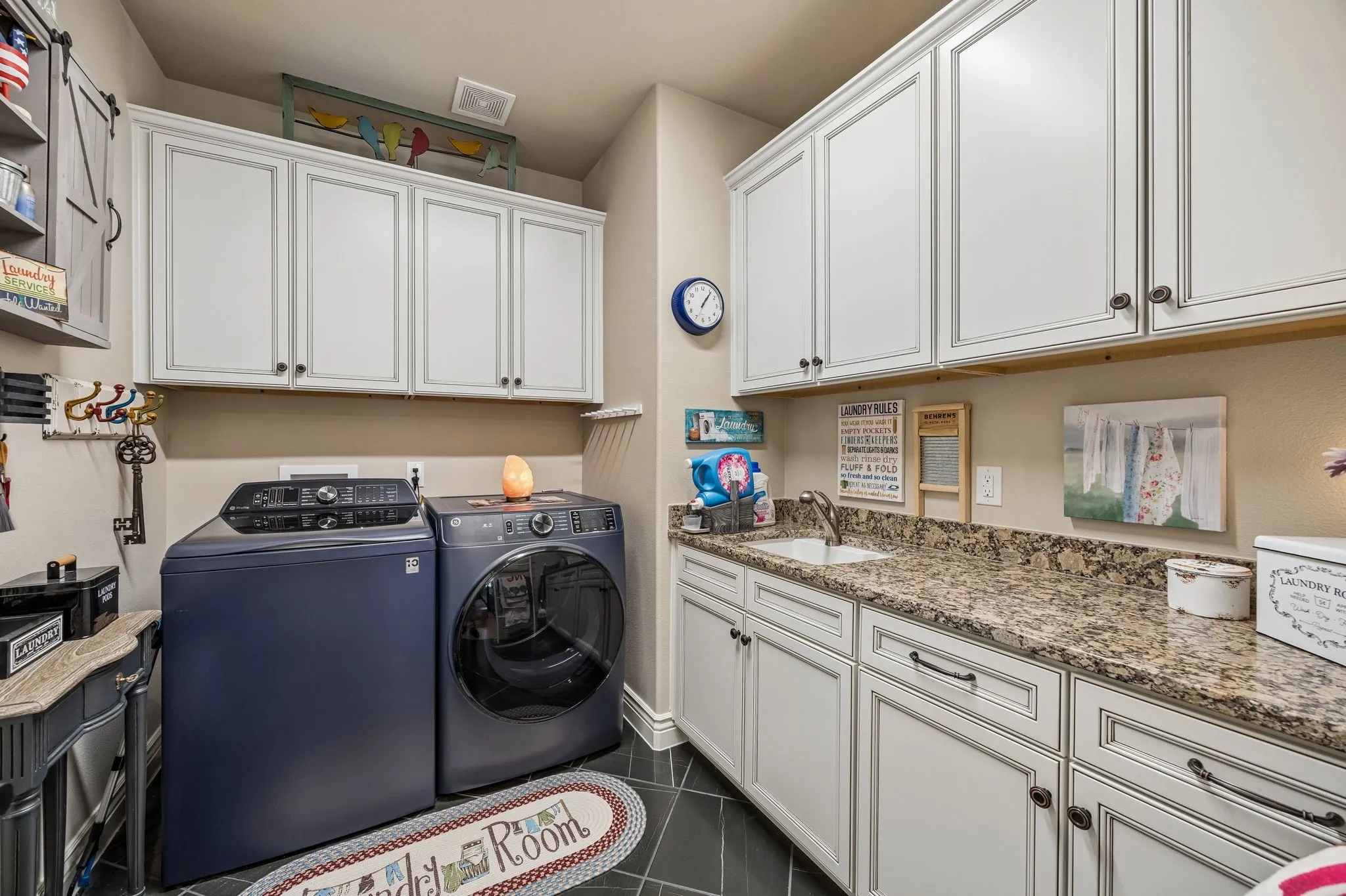 Single Family Residence For Sale in Denton County , 8412 Cocobolo Drive, Denton, Texas 76207, 2 Bedroom, 3 Bathroom, 3 Garage spaces, 2,789 Sqft, built in 2022, mls#21285146, Real Estate Agent in Denton, Homes For Sale in Denton county, Homes For Sale in Denton, Realtor in Denton Texas, Real Estate Brokerage Independent Realty Texas, Luminita Cordes Realtor
