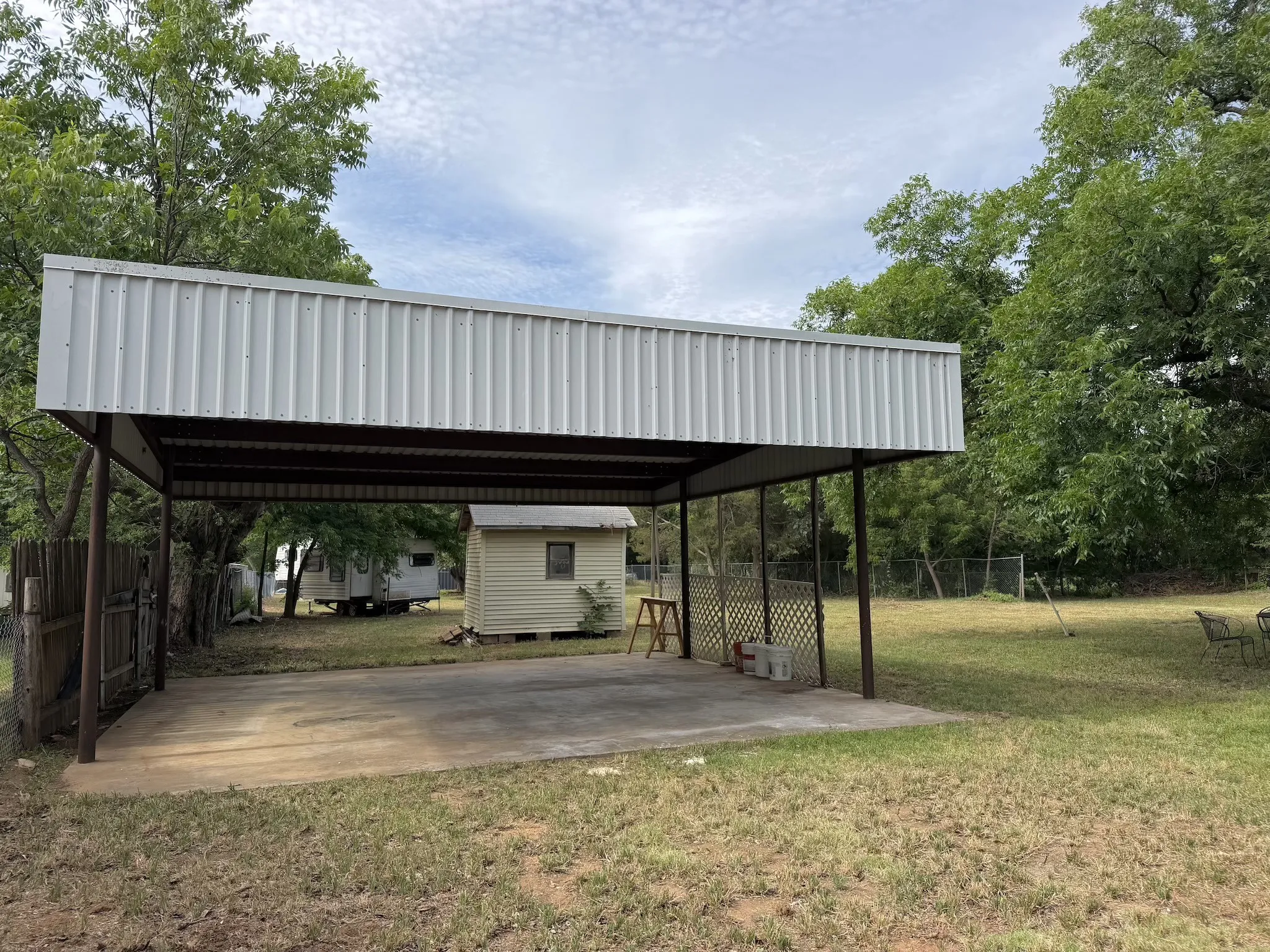 Single Family Residence For Sale in Wichita County , 628 W 3rd Street, Burkburnett, Texas 76354, 3 Bedroom, 1 Bathroom, Garage spaces, 1,192 Sqft, built in 1950, mls#21293150, Real Estate Agent in Burkburnett, Homes For Sale in Wichita county, Homes For Sale in Burkburnett, Realtor in Burkburnett Texas, Real Estate Brokerage Independent Realty Texas, Luminita Cordes Realtor