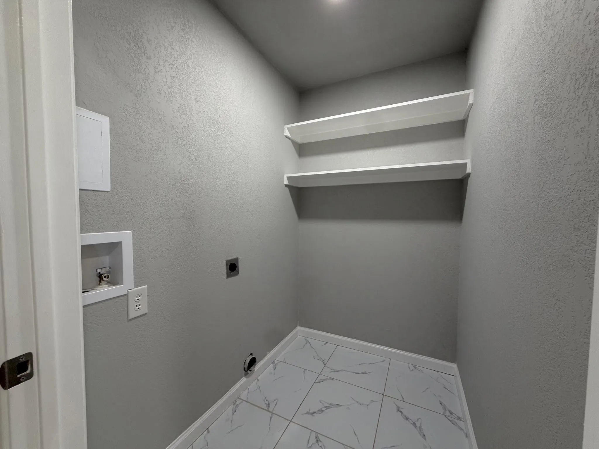 Single Family Residence For Sale in Wichita County , 628 W 3rd Street, Burkburnett, Texas 76354, 3 Bedroom, 1 Bathroom, Garage spaces, 1,192 Sqft, built in 1950, mls#21293150, Real Estate Agent in Burkburnett, Homes For Sale in Wichita county, Homes For Sale in Burkburnett, Realtor in Burkburnett Texas, Real Estate Brokerage Independent Realty Texas, Luminita Cordes Realtor