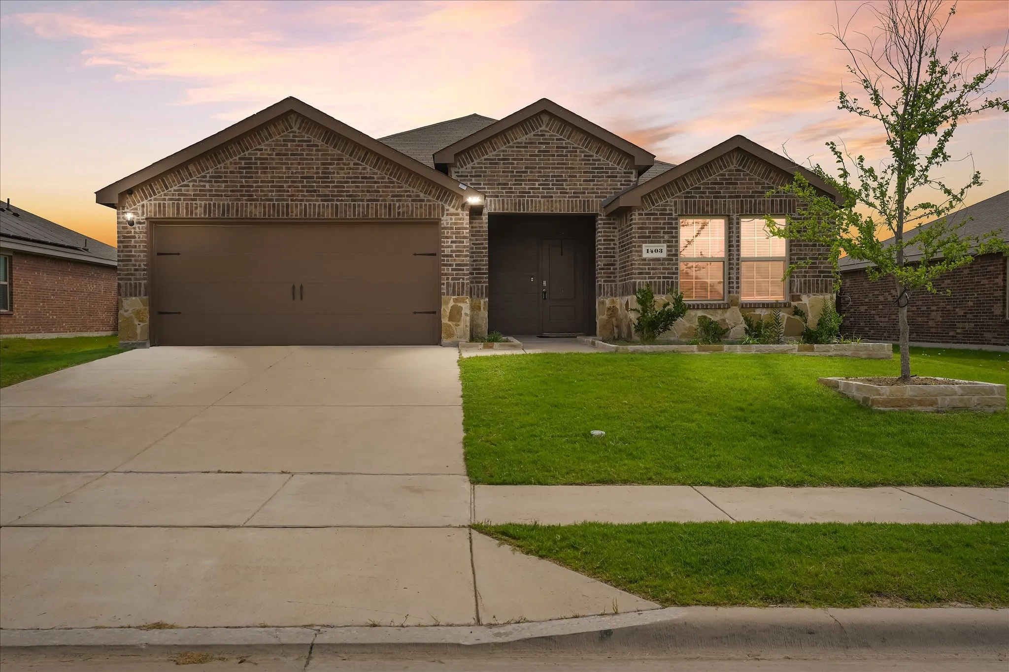 Single Family Residence For Sale in Collin County , 1403 Thunder Canyon Way, Josephine, Texas 75189, 3 Bedroom, 2 Bathroom, 2 Garage spaces, 1,625 Sqft, built in 2021, mls#21293153, Real Estate Agent in Josephine, Homes For Sale in Collin county, Homes For Sale in Josephine, Realtor in Josephine Texas, Real Estate Brokerage Independent Realty Texas, Luminita Cordes Realtor