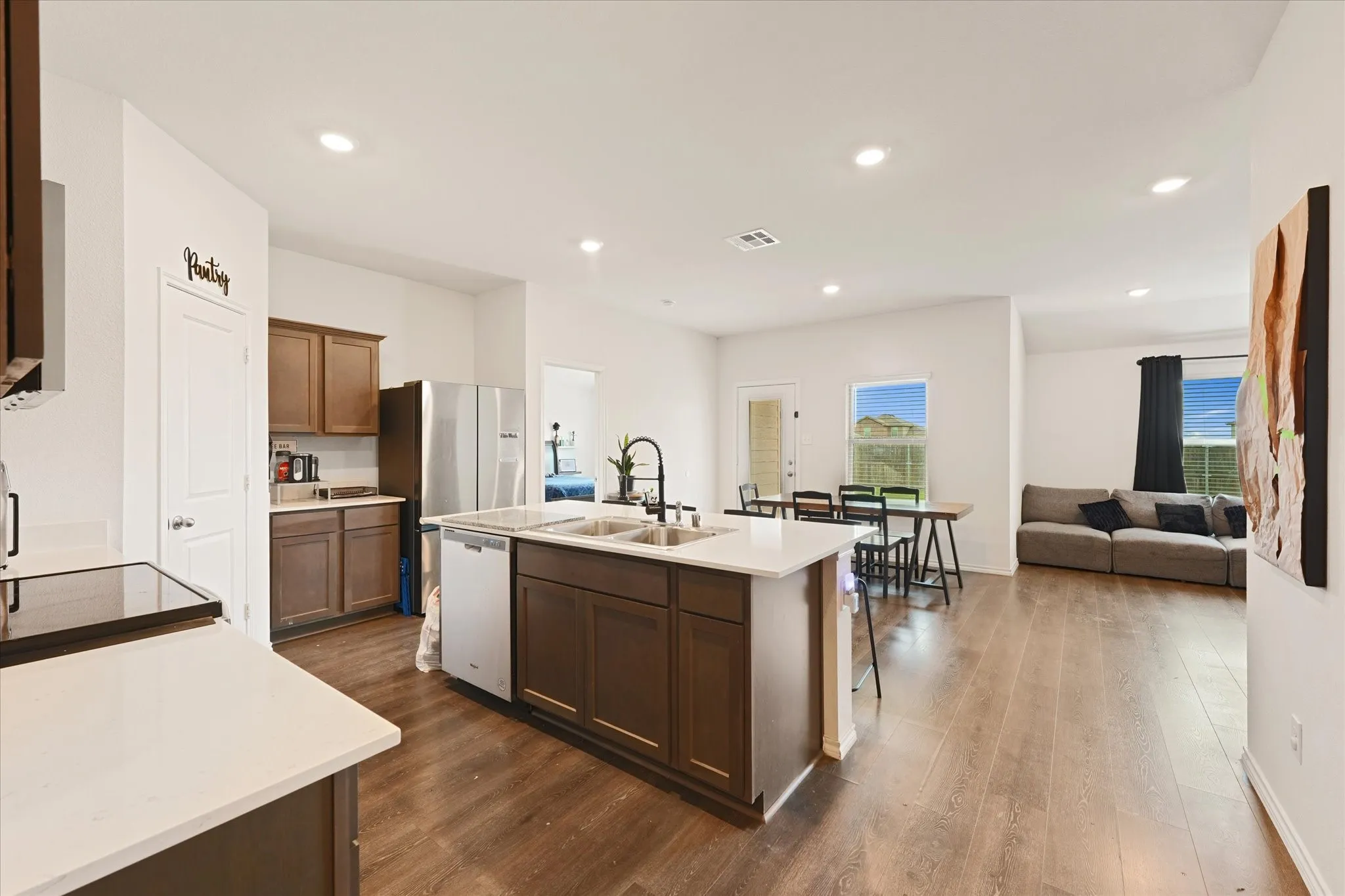 Single Family Residence For Sale in Collin County , 1403 Thunder Canyon Way, Josephine, Texas 75189, 3 Bedroom, 2 Bathroom, 2 Garage spaces, 1,625 Sqft, built in 2021, mls#21293153, Real Estate Agent in Josephine, Homes For Sale in Collin county, Homes For Sale in Josephine, Realtor in Josephine Texas, Real Estate Brokerage Independent Realty Texas, Luminita Cordes Realtor
