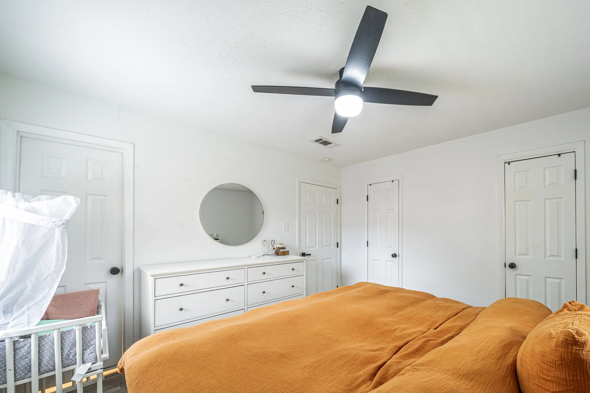 Single Family Residence For Sale in Palo Pinto County , 605 28th Avenue, Mineral Wells, Texas 76067, 3 Bedroom, 2 Bathroom, 2 Garage spaces, 1,600 Sqft, built in 1965, mls#21293155, Real Estate Agent in Mineral Wells, Homes For Sale in Palo Pinto county, Homes For Sale in Mineral Wells, Realtor in Mineral Wells Texas, Real Estate Brokerage Independent Realty Texas, Luminita Cordes Realtor