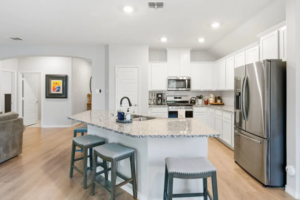 Single Family Residence For Sale in Denton County , 2921 Frio Road, Little Elm, Texas 75068, 3 Bedroom, 2 Bathroom, 2 Garage spaces, 1,683 Sqft, built in 2020, Price $345,000, mls#21293142, Real Estate Agent in Little Elm, Homes For Sale in Denton county, Homes For Sale in Little Elm, Realtor in Little Elm Texas, Real Estate Brokerage Independent Realty Texas, Luminita Cordes Realtor