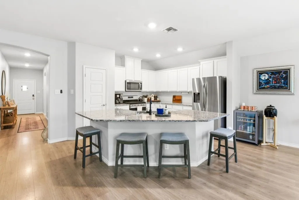 Single Family Residence For Sale in Denton County , 2921 Frio Road, Little Elm, Texas 75068, 3 Bedroom, 2 Bathroom, 2 Garage spaces, 1,683 Sqft, built in 2020, Price $345,000, mls#21293142, Real Estate Agent in Little Elm, Homes For Sale in Denton county, Homes For Sale in Little Elm, Realtor in Little Elm Texas, Real Estate Brokerage Independent Realty Texas, Luminita Cordes Realtor