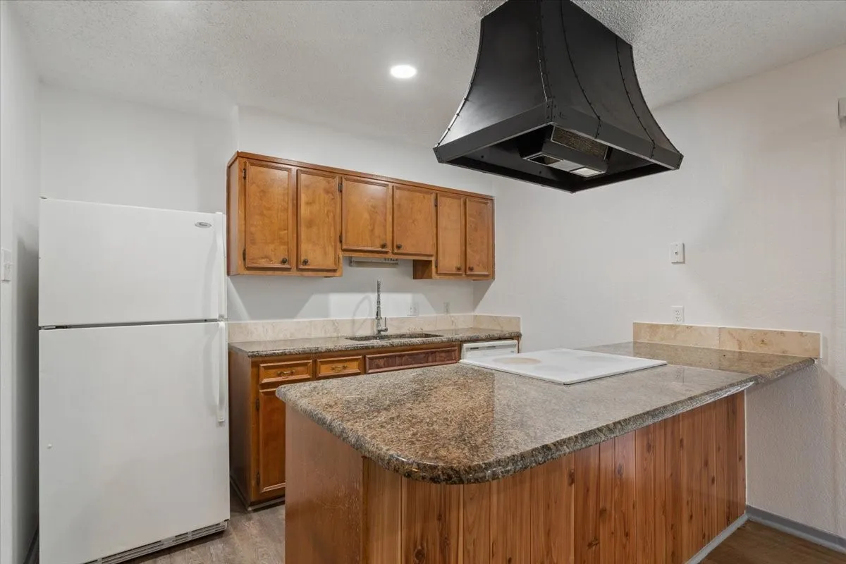Single Family Residence For Sale in Mc Lennan County , 1933 Century Drive, Waco, Texas 76712, 3 Bedrooms, 2 Bathrooms, 2 Garage spaces, 1,496 Sqft, built in 1980, Price $229,900, mls#21293129, Real Estate Agent in Waco, Homes For Sale in Mc Lennan county, Homes For Sale in Waco, Realtor in Waco Texas, Real Estate Brokerage Independent Realty Texas, Luminita Cordes Realtor
