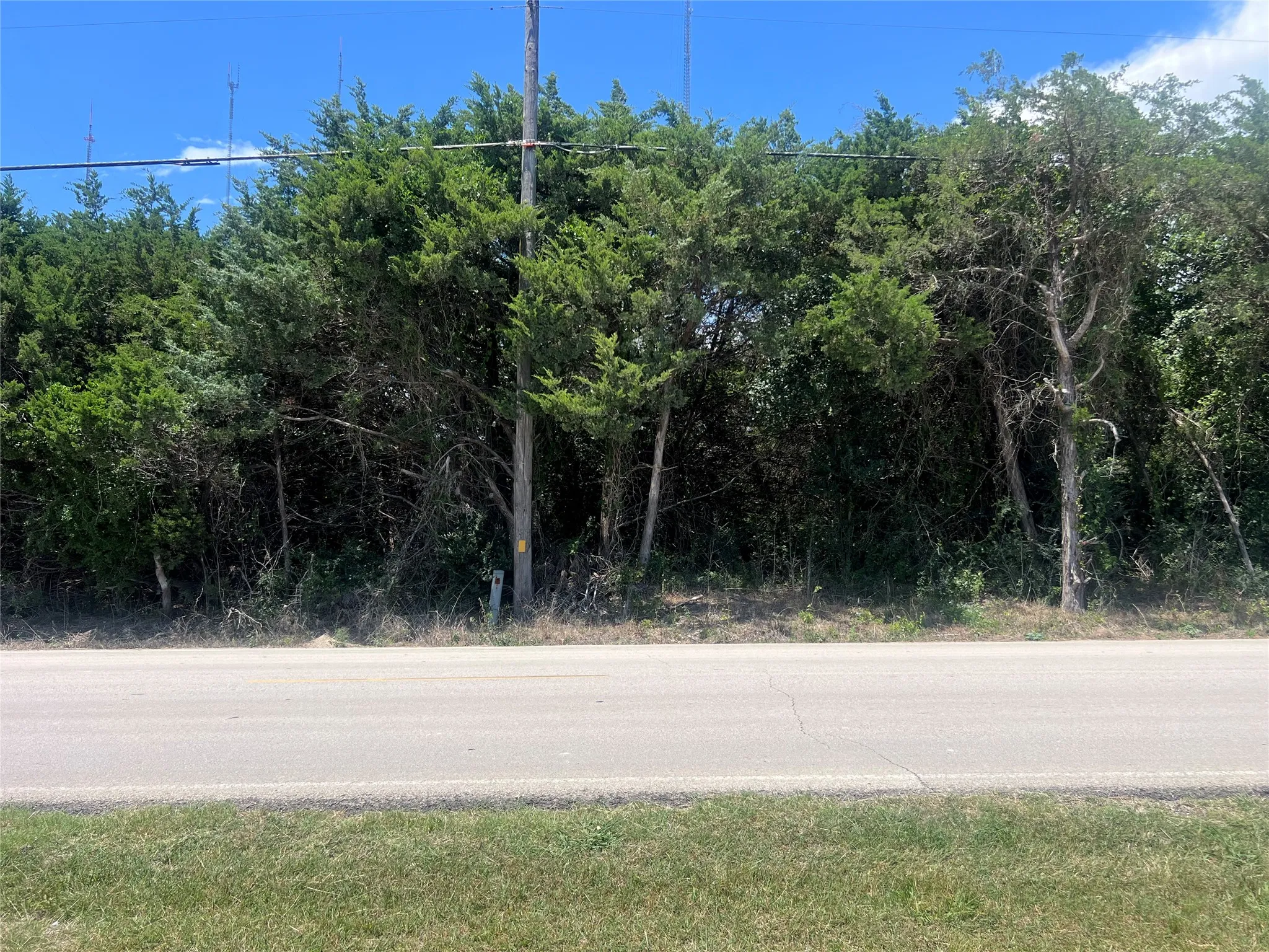 Unimproved Land For Sale in Dallas County , 1129 Cedarview Drive, Cedar Hill, Texas 75104, 0, 0, Garage spaces, 0 Sqft, built in 0, Price $75,000, mls#21292318, Real Estate Agent in Cedar Hill, Homes For Sale in Dallas county, Homes For Sale in Cedar Hill, Realtor in Cedar Hill Texas, Real Estate Brokerage Independent Realty Texas, Luminita Cordes Realtor