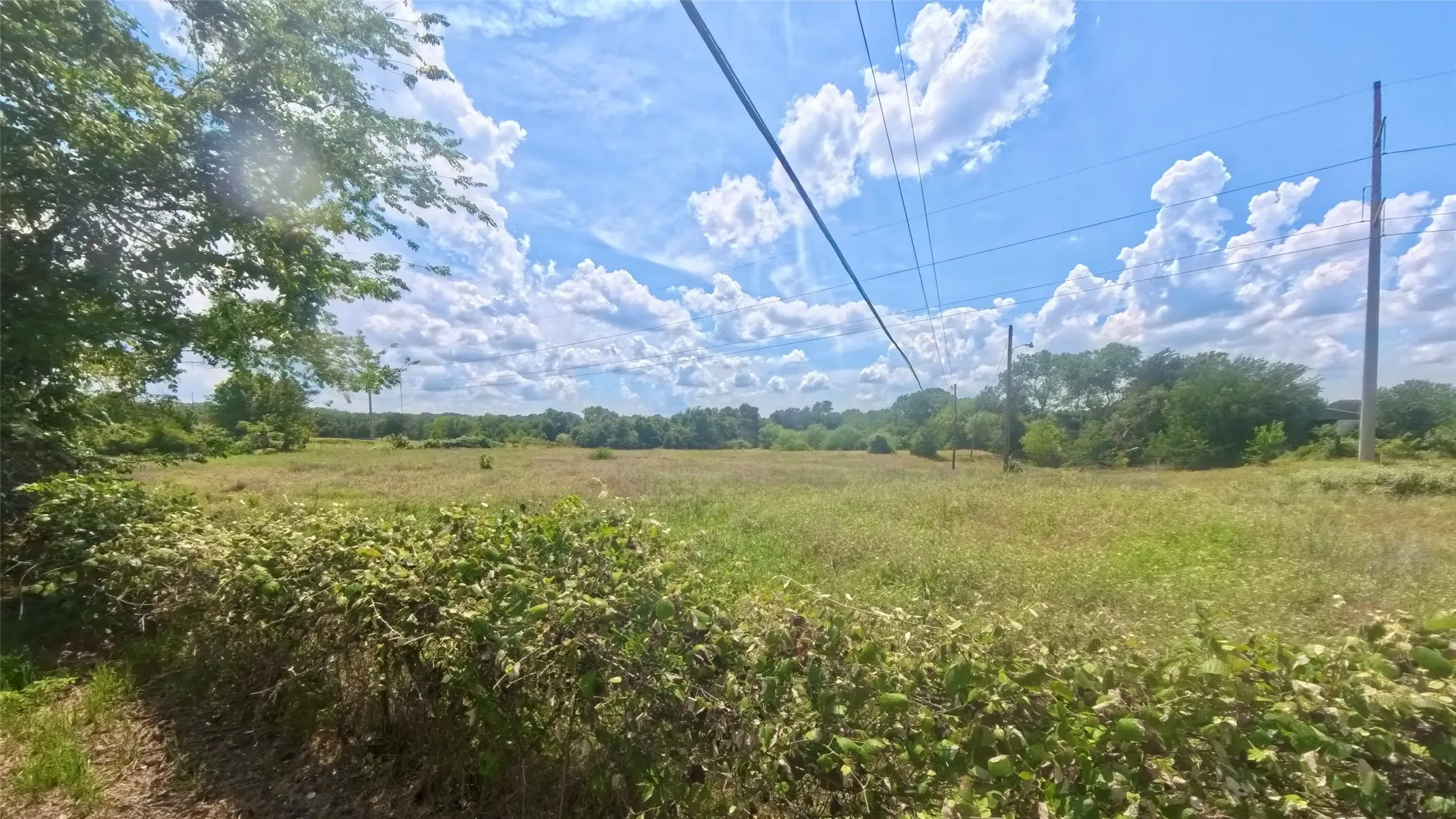 Farm For Sale in Parker County , 510 New Highland Road, Springtown, Texas 76082, 3 Bedroom, 2 Bathroom, 2 Garage spaces, 1,647 Sqft, built in 1998, mls#21292749, Real Estate Agent in Springtown, Homes For Sale in Parker county, Homes For Sale in Springtown, Realtor in Springtown Texas, Real Estate Brokerage Independent Realty Texas, Luminita Cordes Realtor