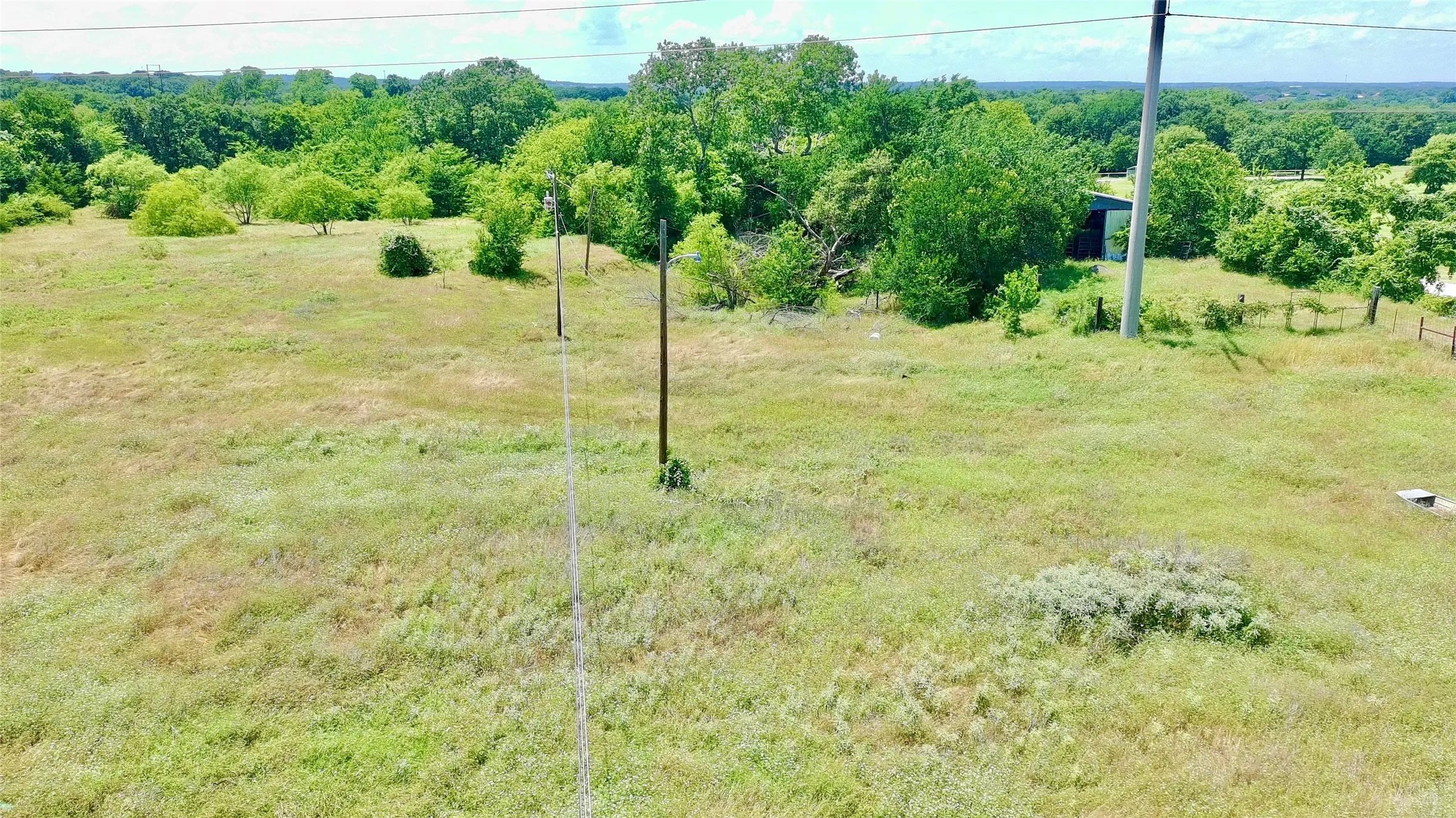 Farm For Sale in Parker County , 510 New Highland Road, Springtown, Texas 76082, 3 Bedroom, 2 Bathroom, 2 Garage spaces, 1,647 Sqft, built in 1998, mls#21292749, Real Estate Agent in Springtown, Homes For Sale in Parker county, Homes For Sale in Springtown, Realtor in Springtown Texas, Real Estate Brokerage Independent Realty Texas, Luminita Cordes Realtor